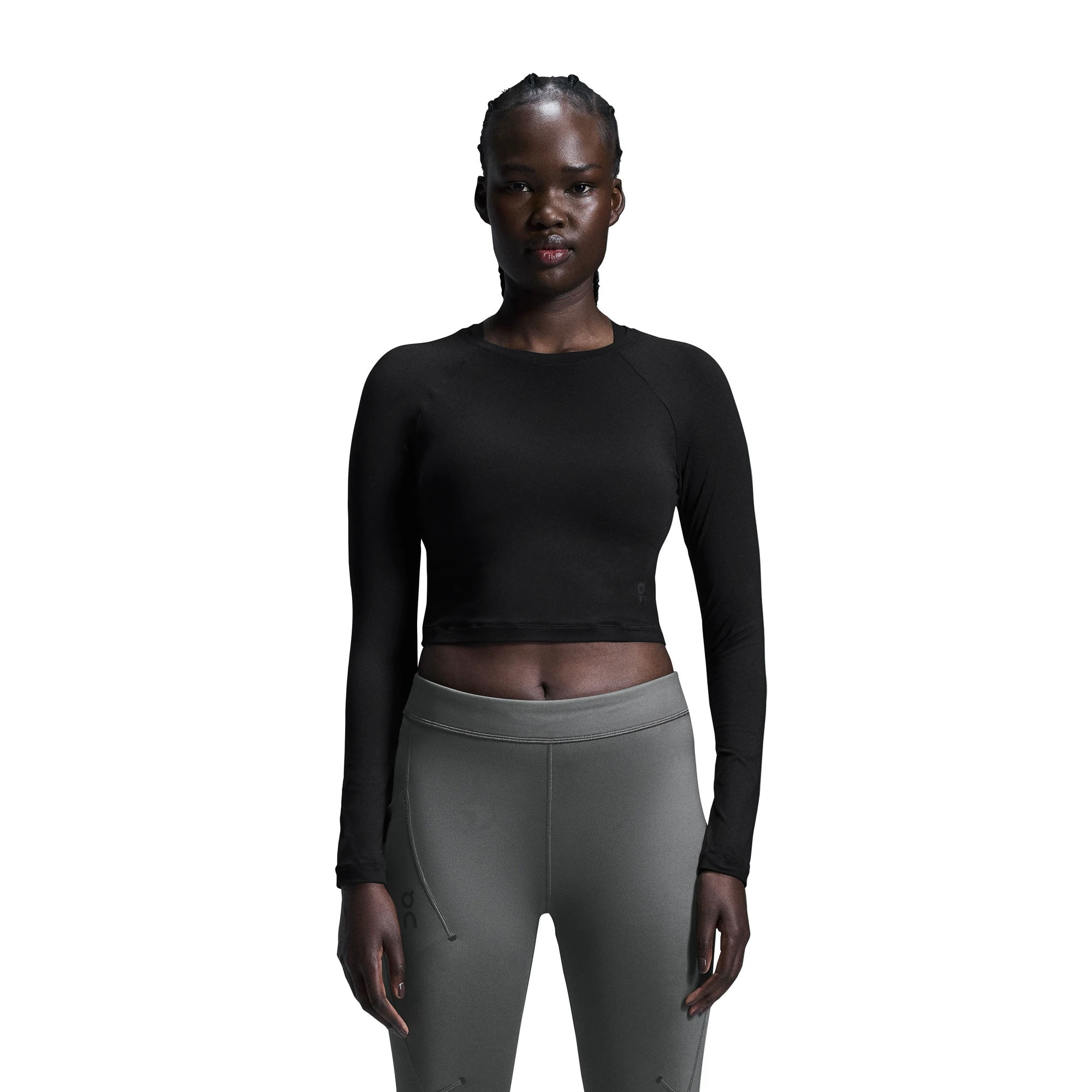 On - bluza - Studio Long-T Crop W - Black - 62609