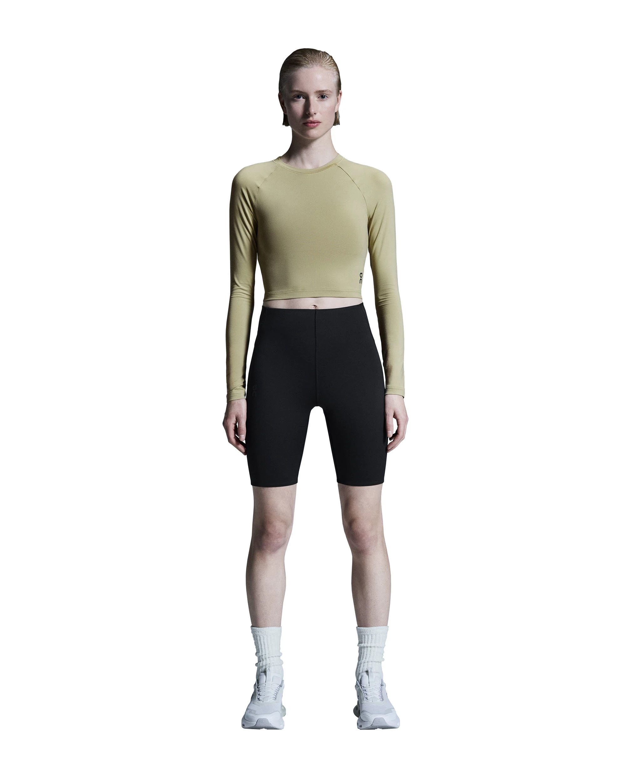 2. On - bluza - Studio Long-T Crop W - Caper