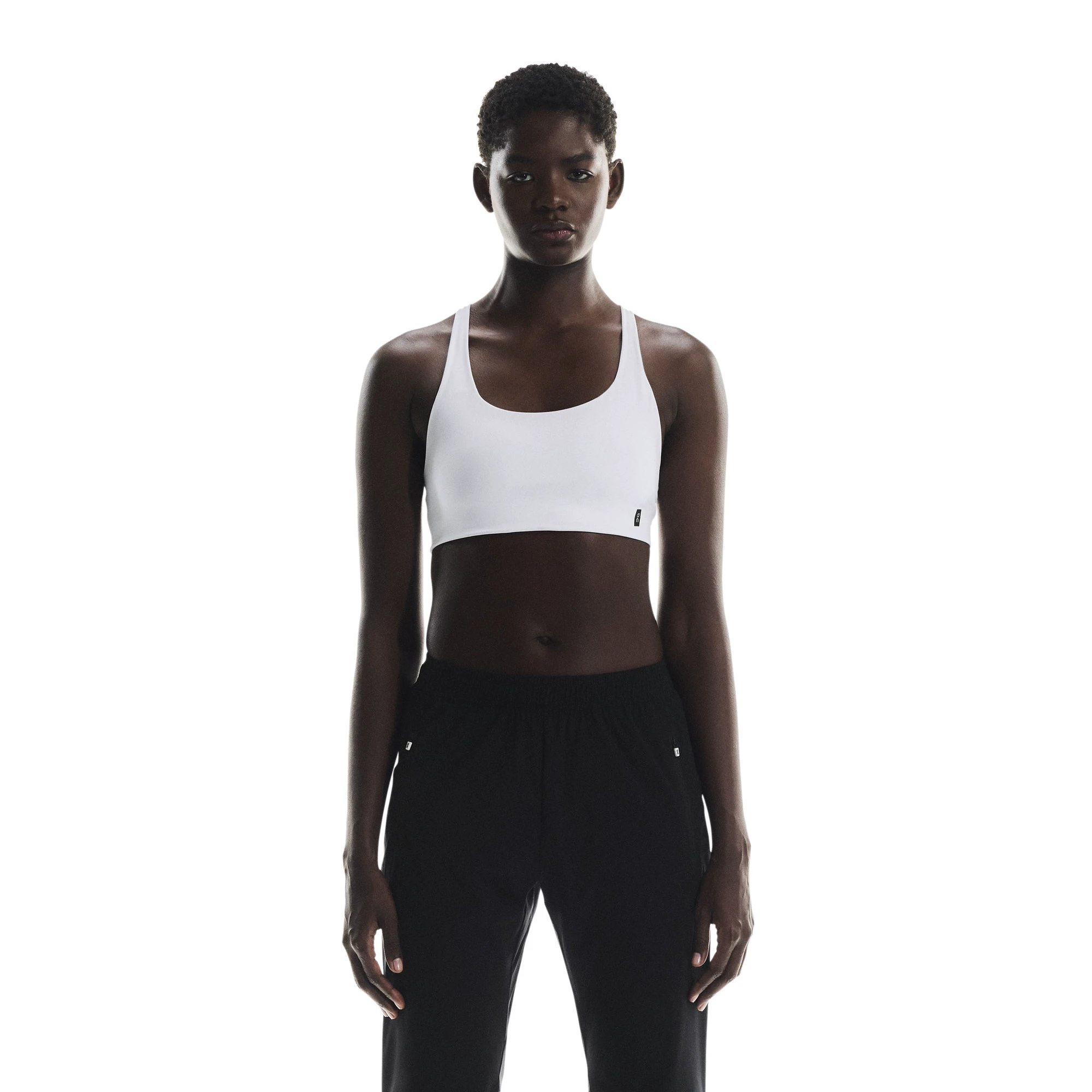 1. On - bustiera - Studio Bra W - White