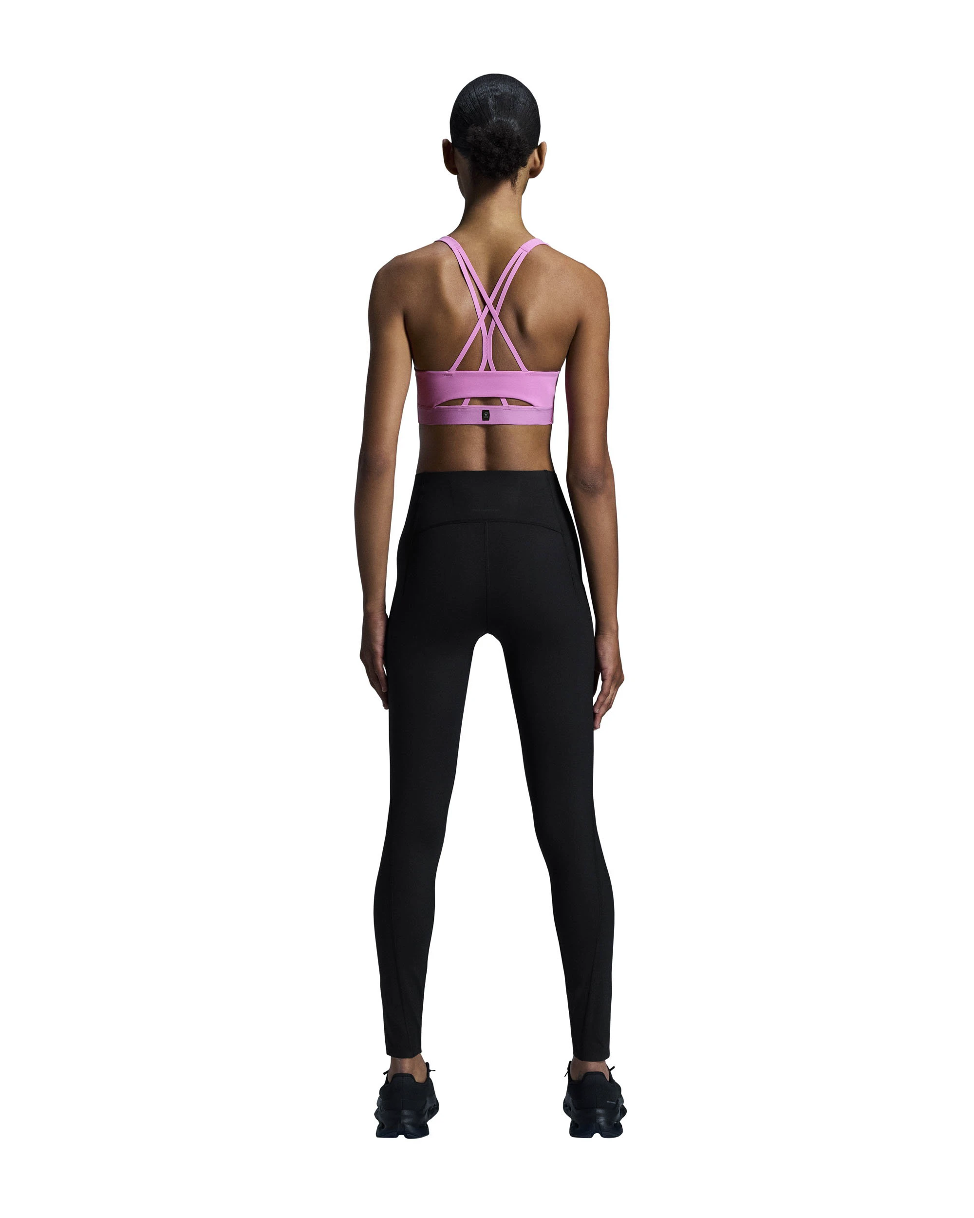 2. On - colanti - Studio Tights W - Black