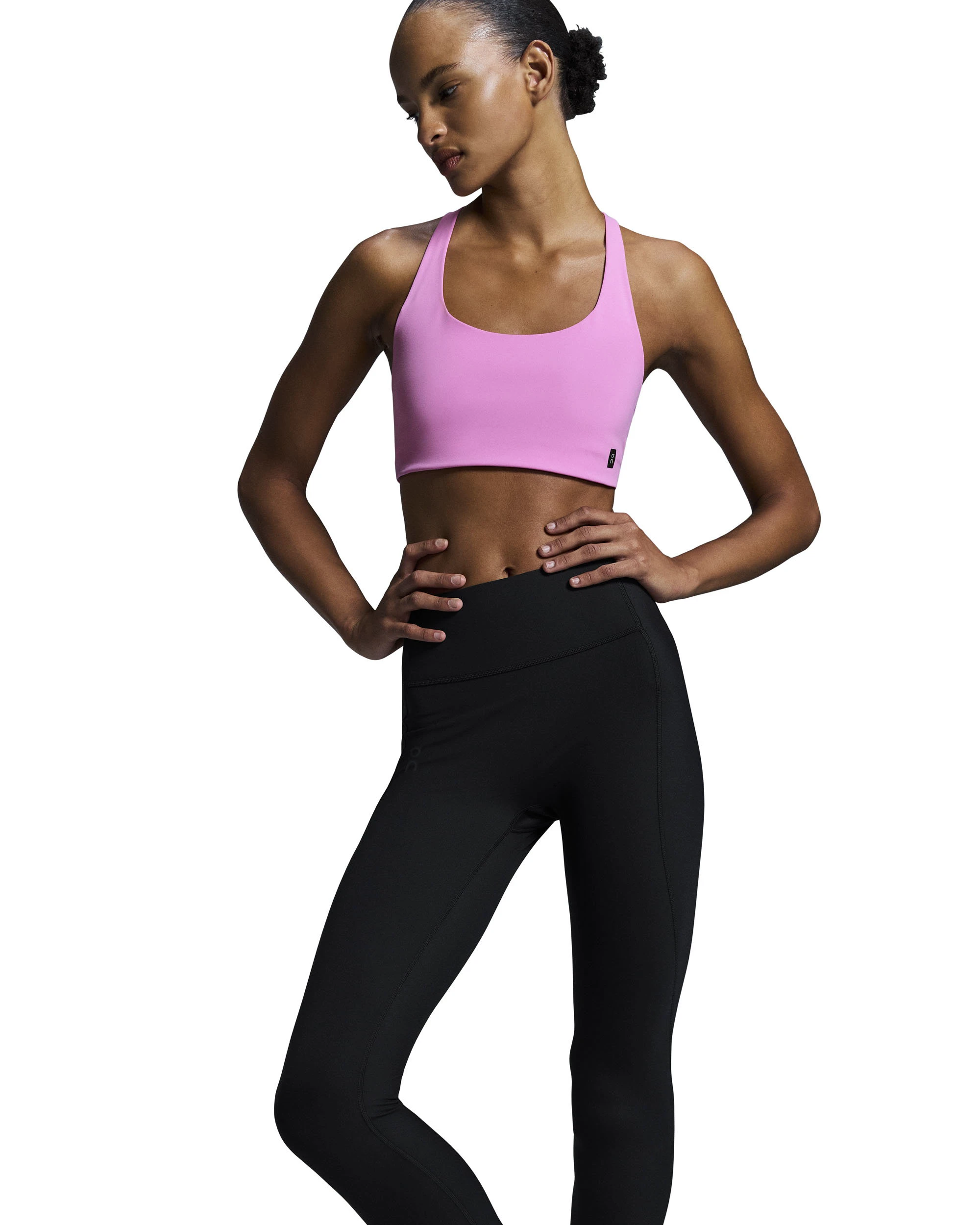 3. On - colanti - Studio Tights W - Black