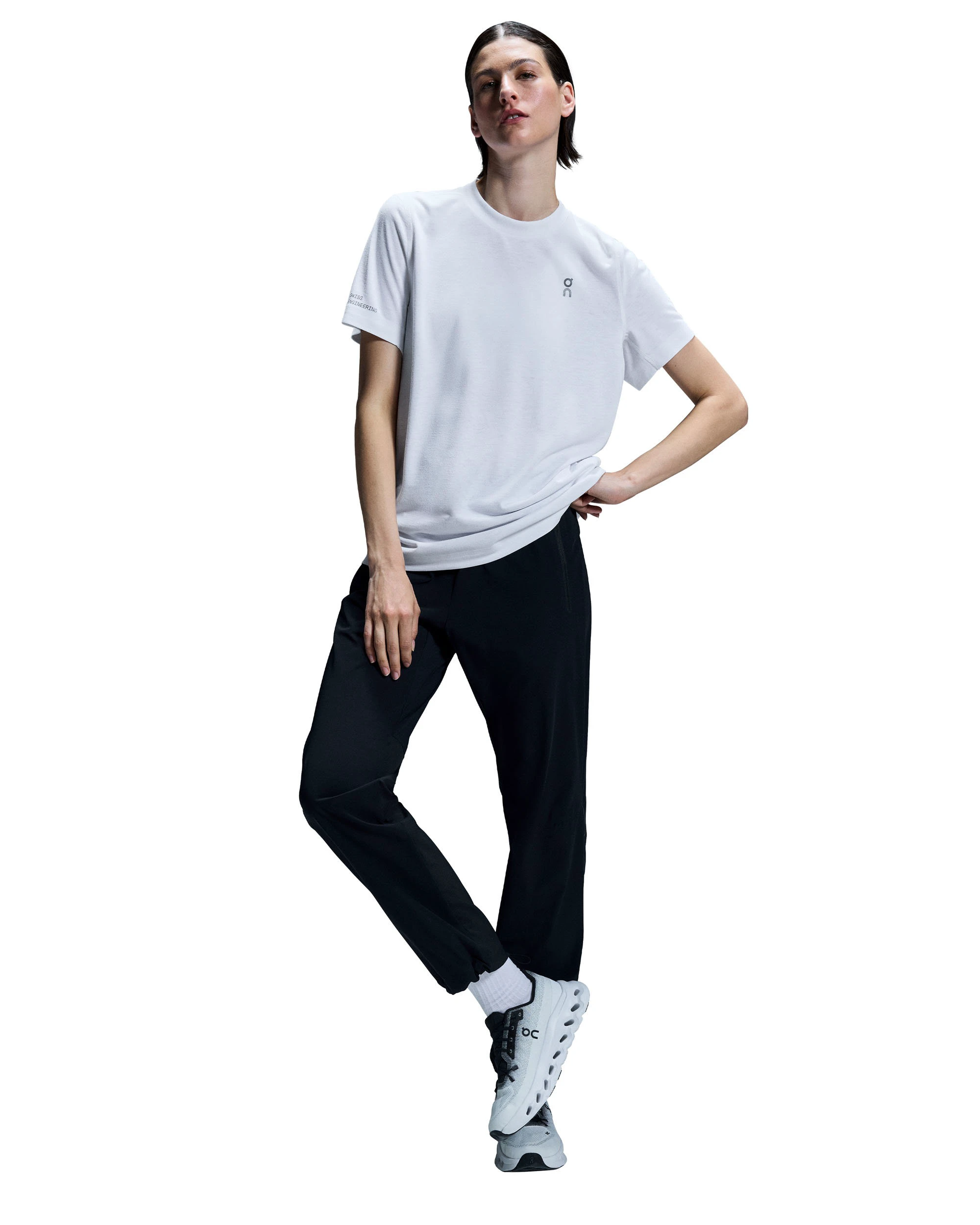 3. On - tricou - Train-T W - White