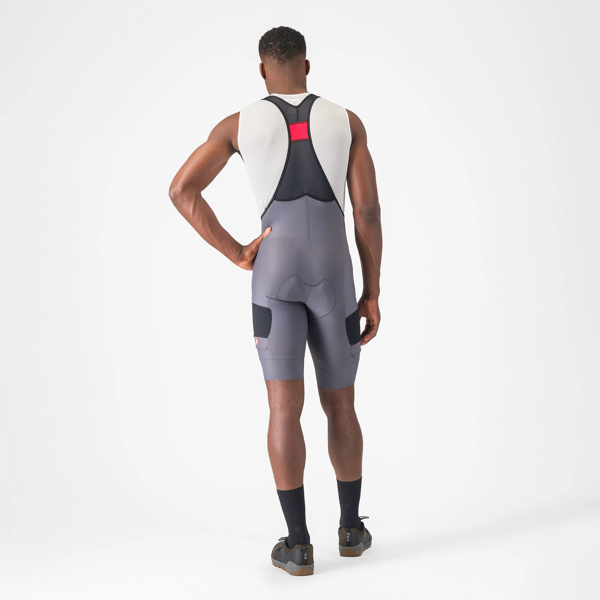6. Castelli - pantaloni ciclism scurti cu bretele - Unlimited Cargo Bibshort - 15-35 gr C - gri inchis Smokey