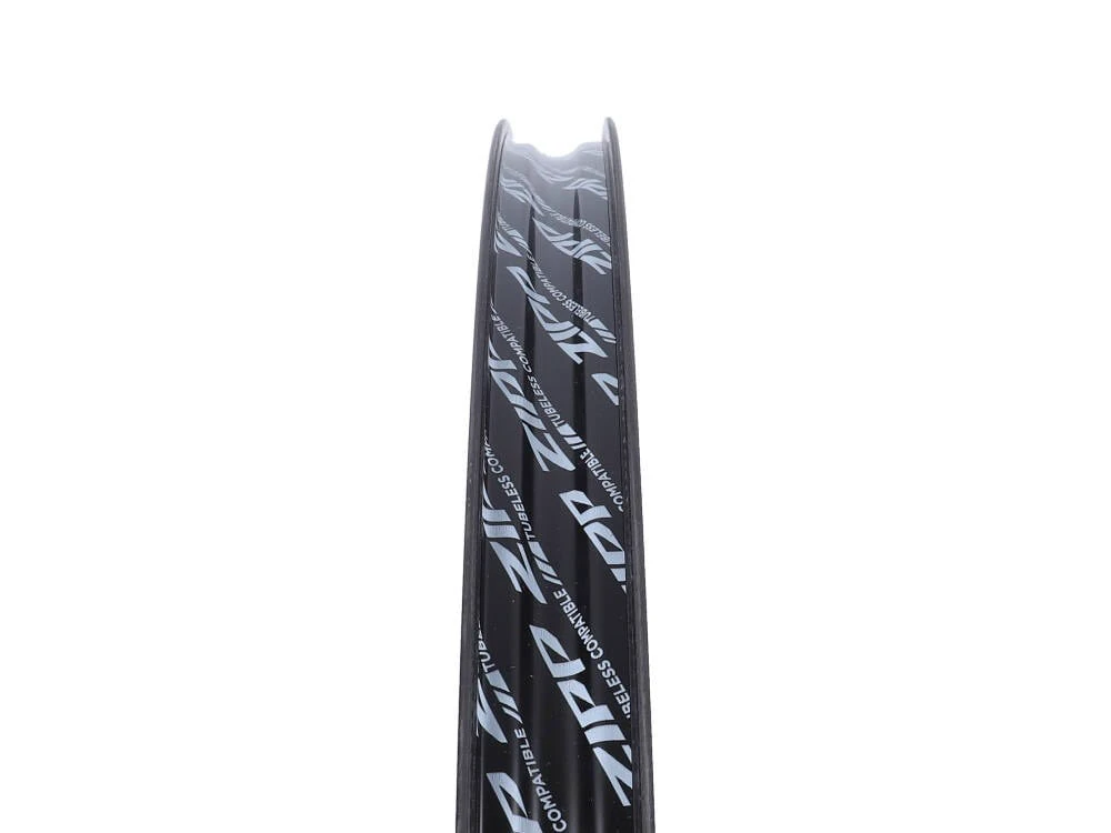 4. ZIPP - roata spate - 404 Firecrest Disc Centerlock - tubeless - SRAM/XDR
