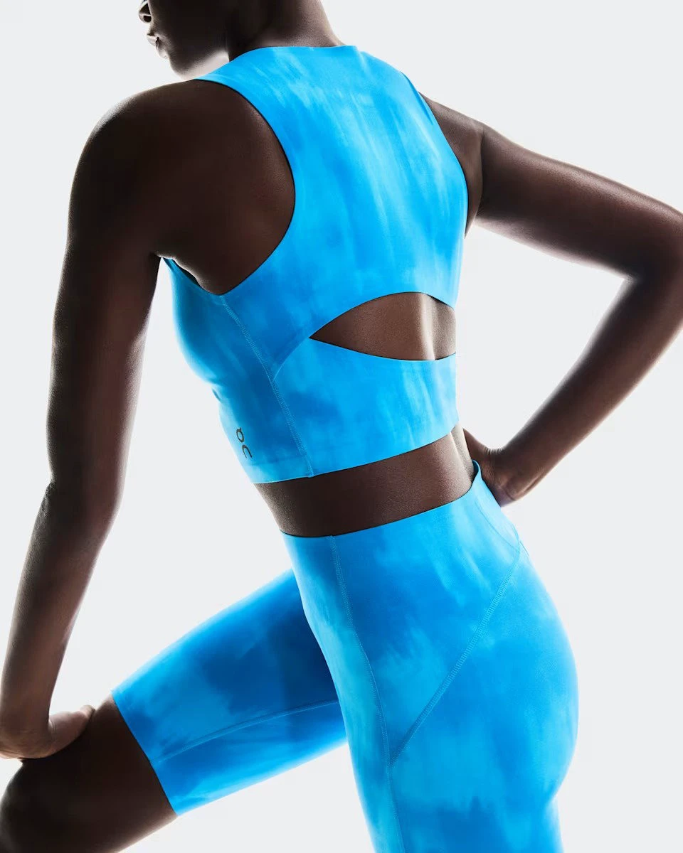 5. On - bustiera - Studio Open Back Crop W - Blue
