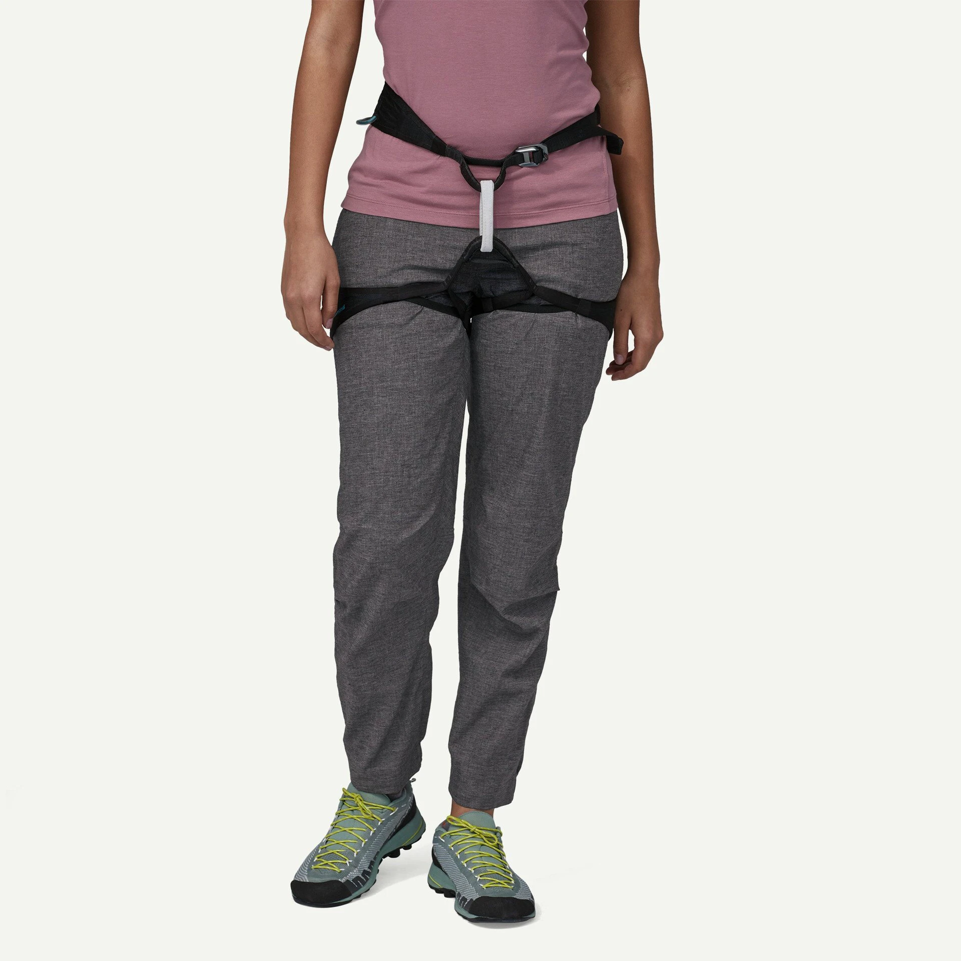 7. Patagonia - pantaloni - W Hampi Rock - Short - Verde