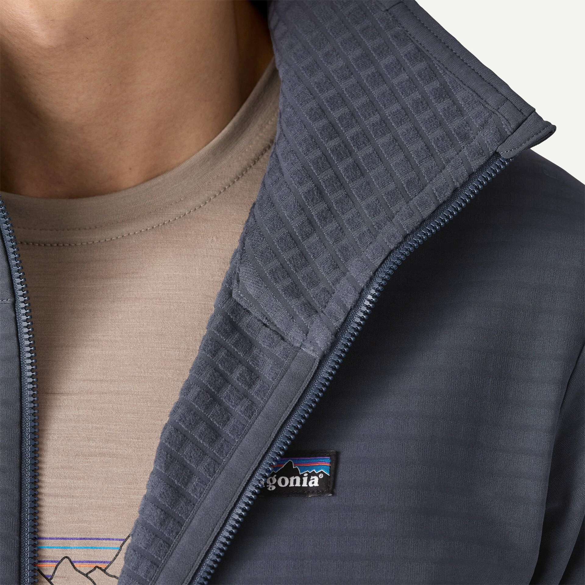 6. Patagonia - polar - M R1 Techface - Negru