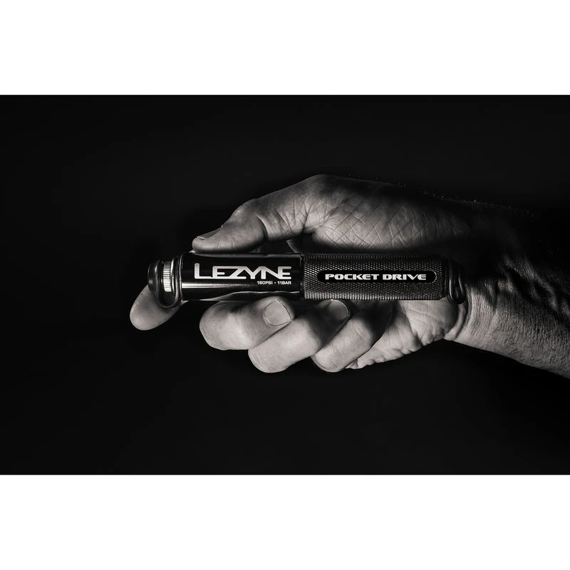 11. Lezyne - mini pompa - Hand Pump CNC Pocket Drive - 160 psi | 11 bar - negru