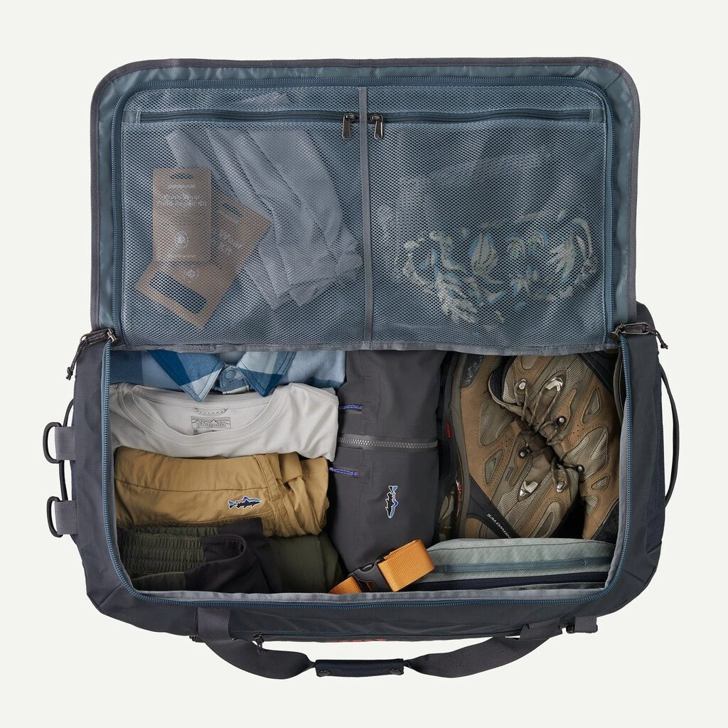 7. Patagonia - geanta - Black Hole Duffel 70L - Albastru