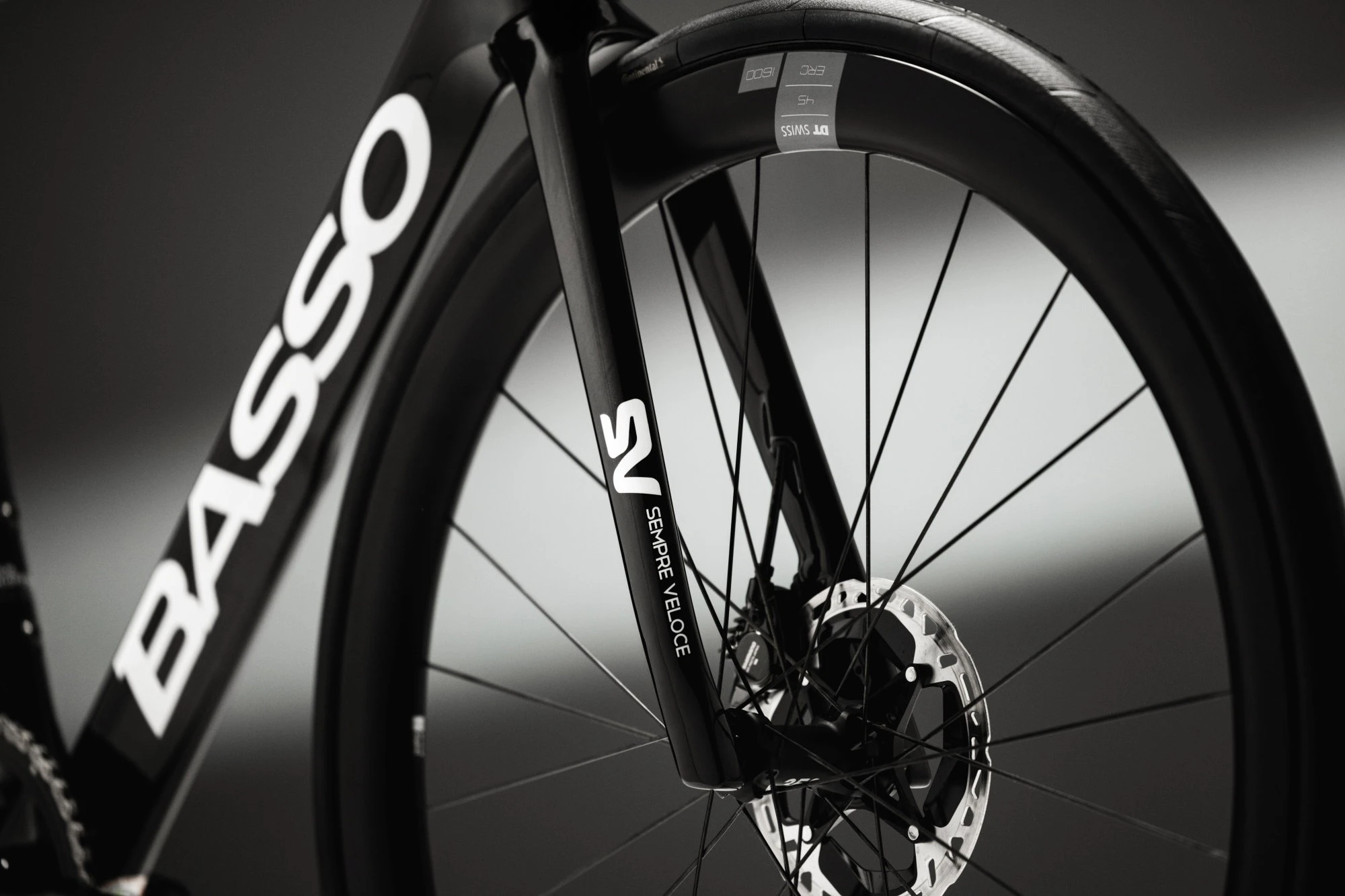 4. Bicicletă șosea Basso SV Dura Ace Di2 - Pure Black