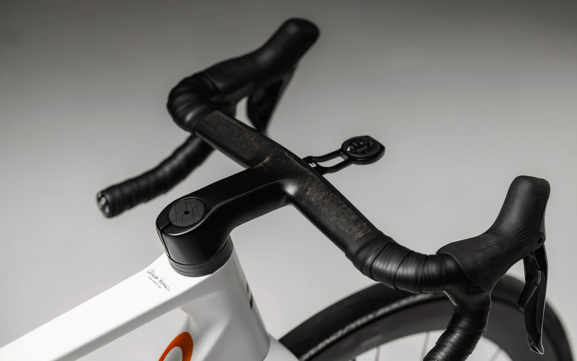 5. Bicicletă șosea Basso SV SRAM Red AXS - Burano White