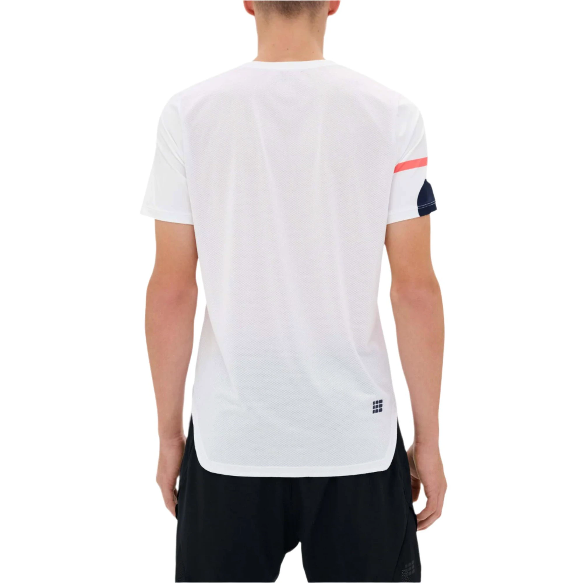 4. CEP - tricou tehnic - the run shirt round neck short sleeve v5 - white | geometrics