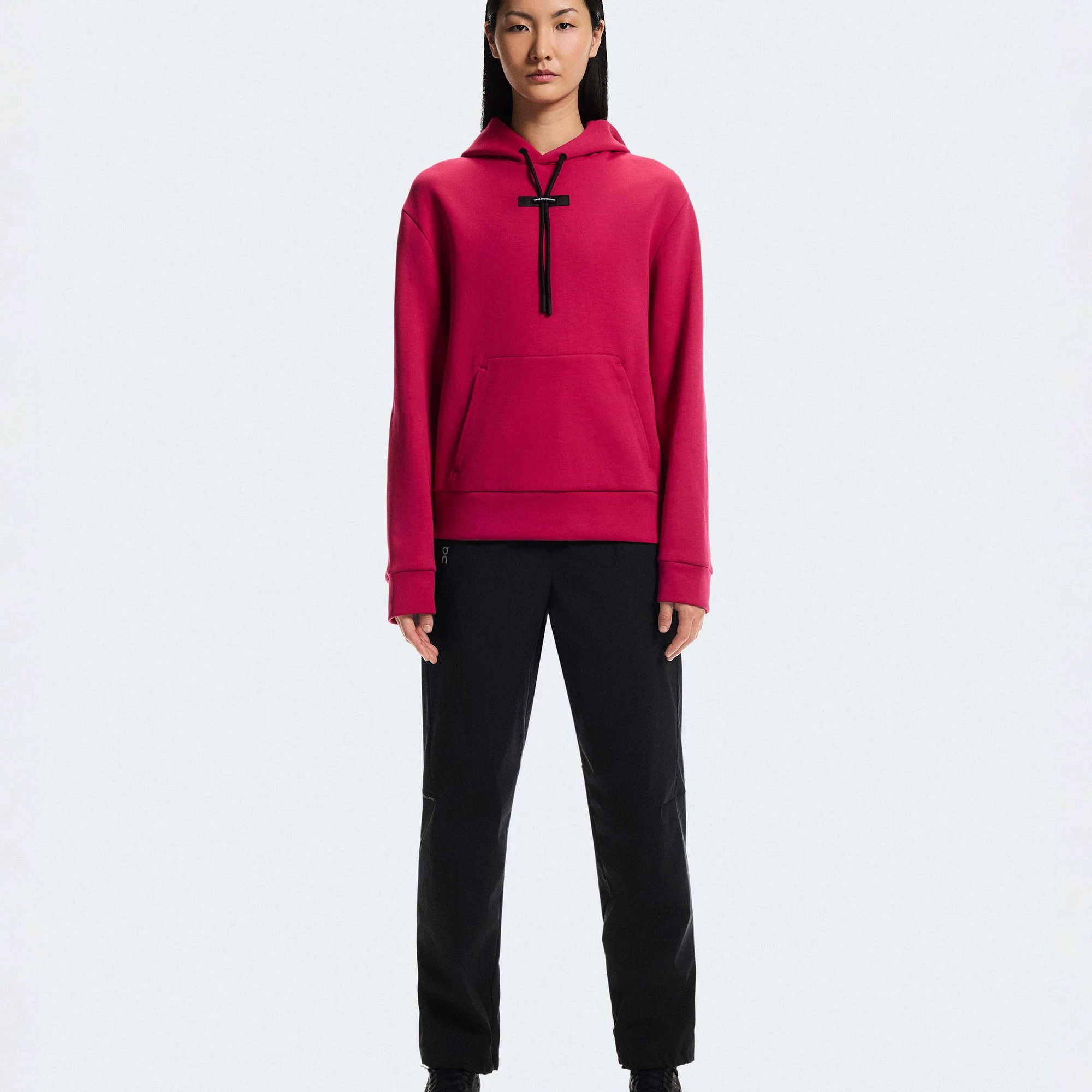 On - hanorac - Focus Tech Hoodie W - Grenadine - 146841