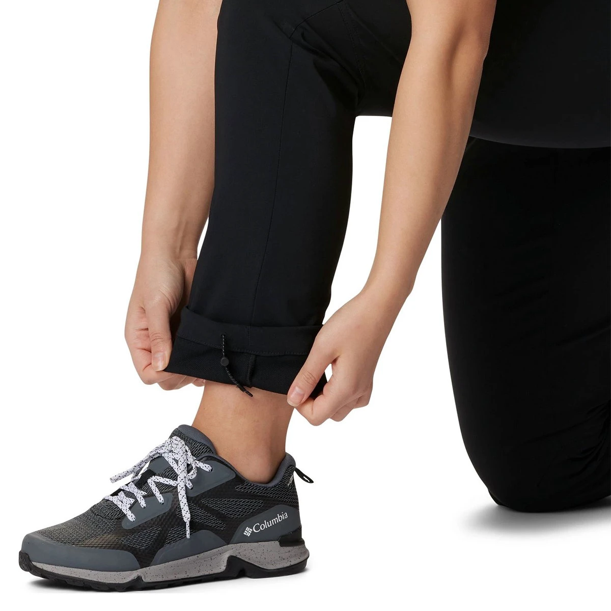 6. Columbia - Pantaloni Femei Columbia Back Beauty Softshell - negru