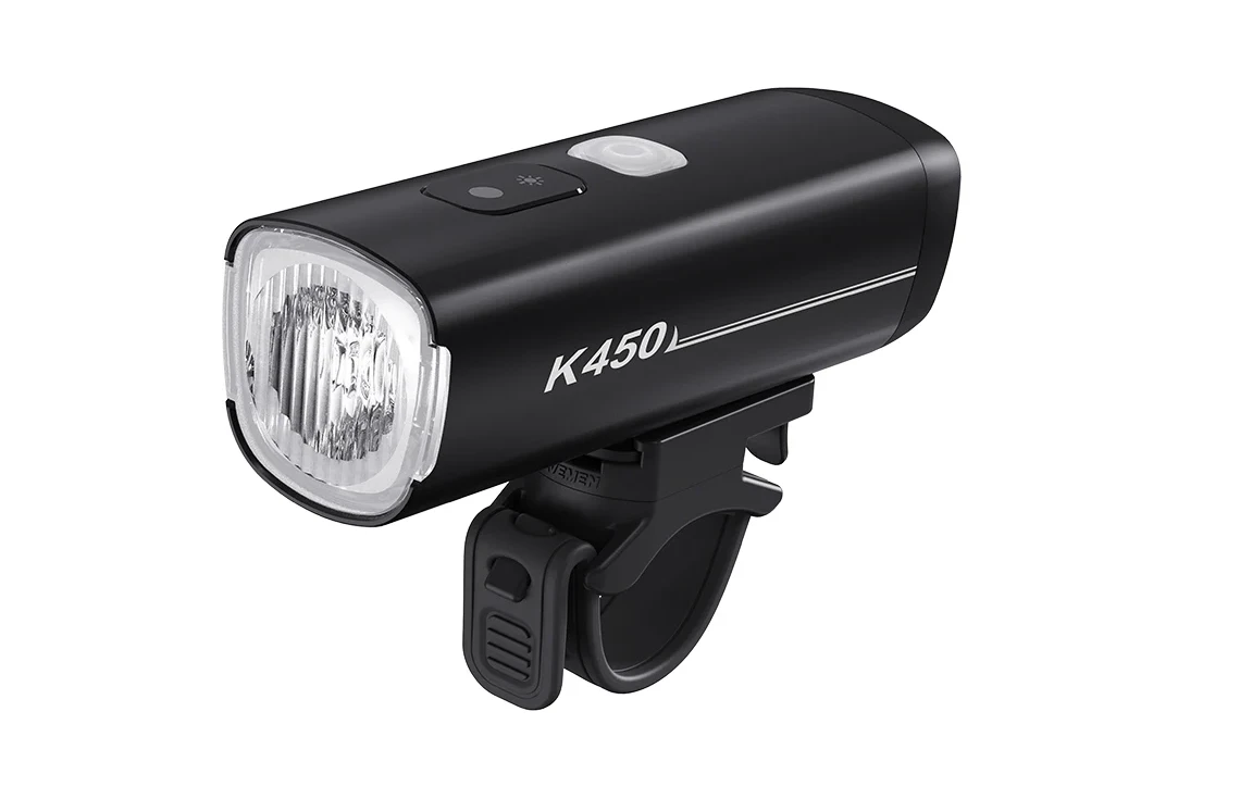 1. Far RAVEMEN - K450 - 450 lumeni - Intelligent Daytime Mode