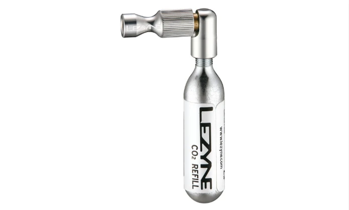 1. Lezyne - mini pompa CO2 - Trigger Drive cu cartus 26g - argintie
