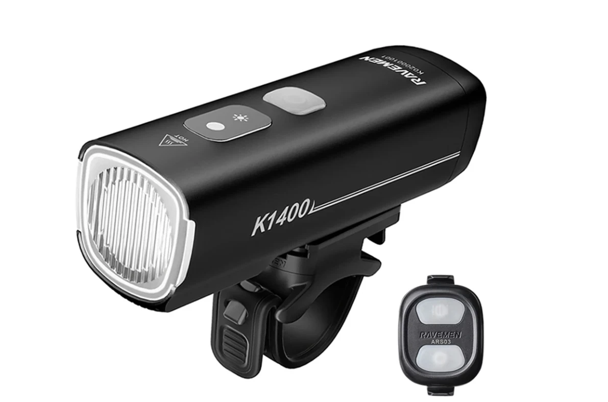 1. Far RAVEMEN - K1400 - 1400 lumeni - AI Nighttime Mode + Telecomanda