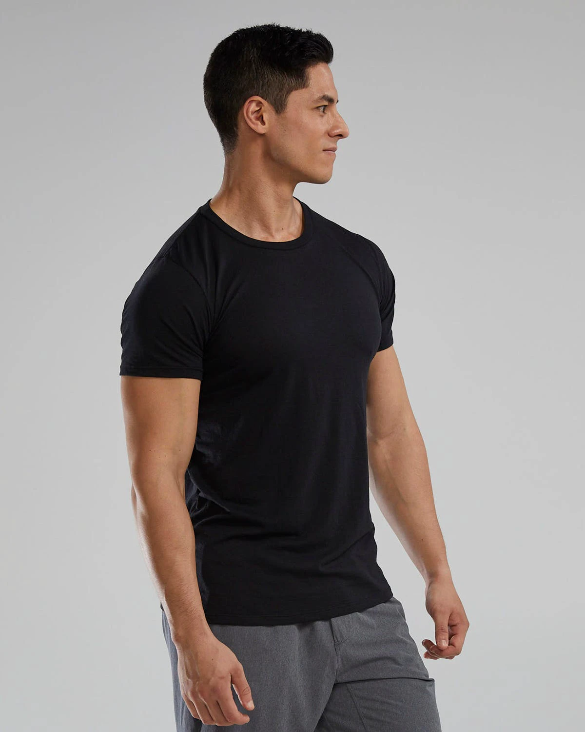 4. Tricou tehnic TYR Unisex Lightweight Ultrasoft Tech - negru | confortabil