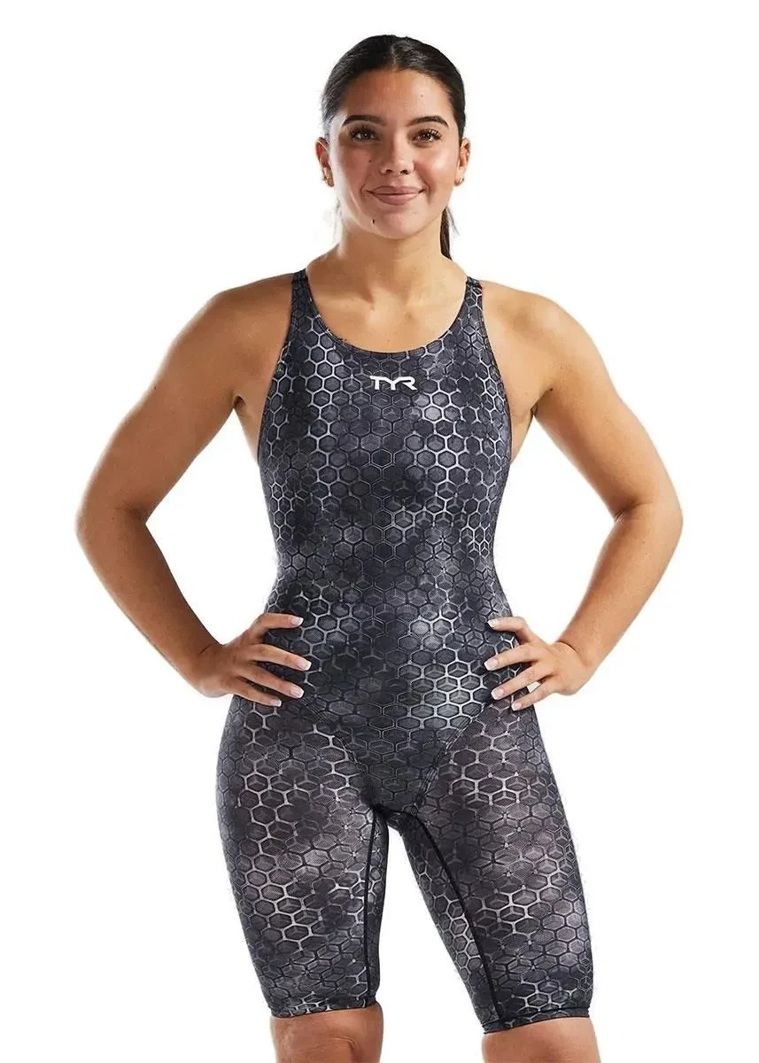 1. Costum înot întreg femei TYR Thresher Open Back Akurra - negru | rezistent clor