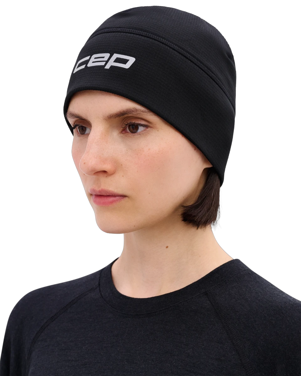 7. Căciulă alergare termală CEP Core Run Thermal Beanie | protecție vânt - black