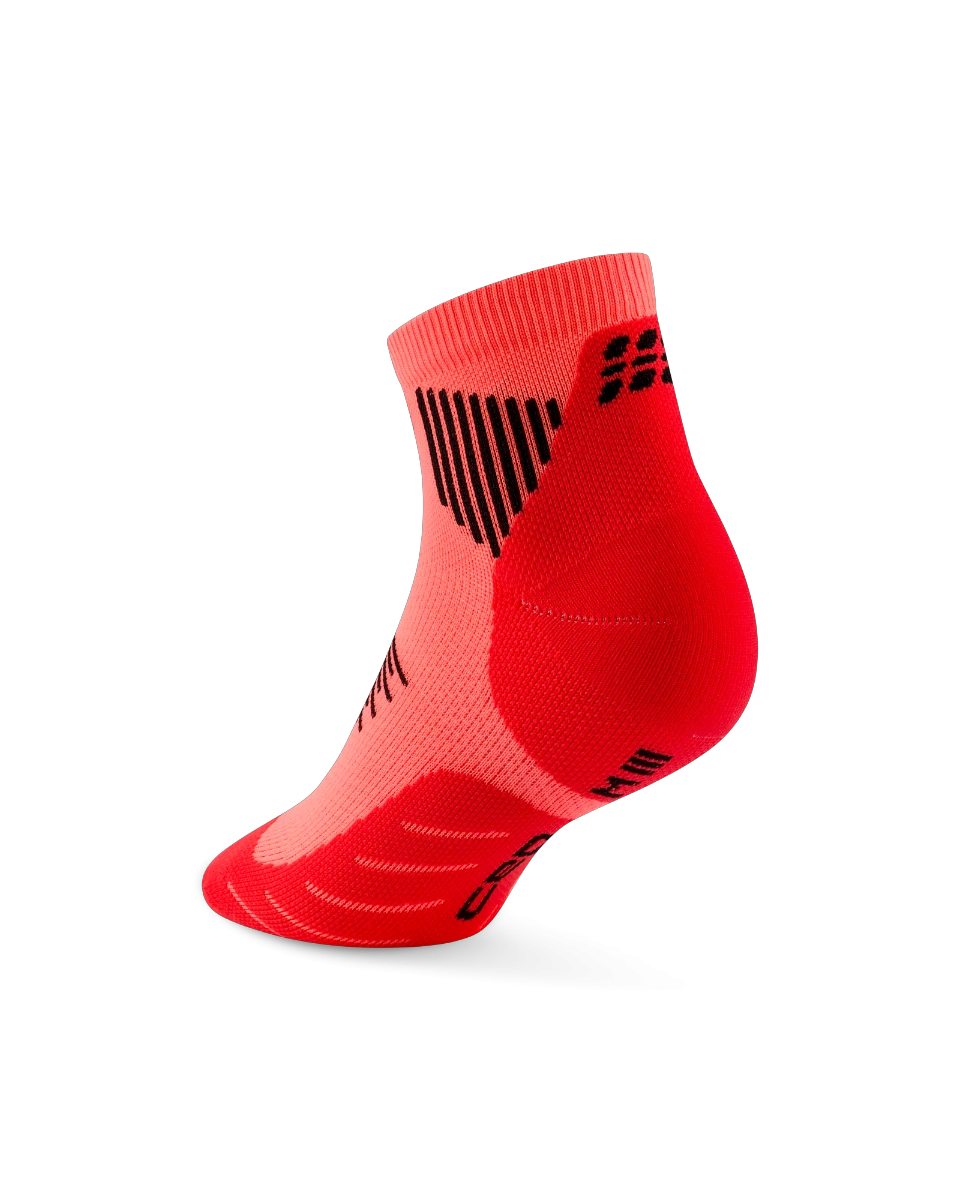 2. Șosete compresie scurte CEP Run 5.0 - coral neon | femei alergare