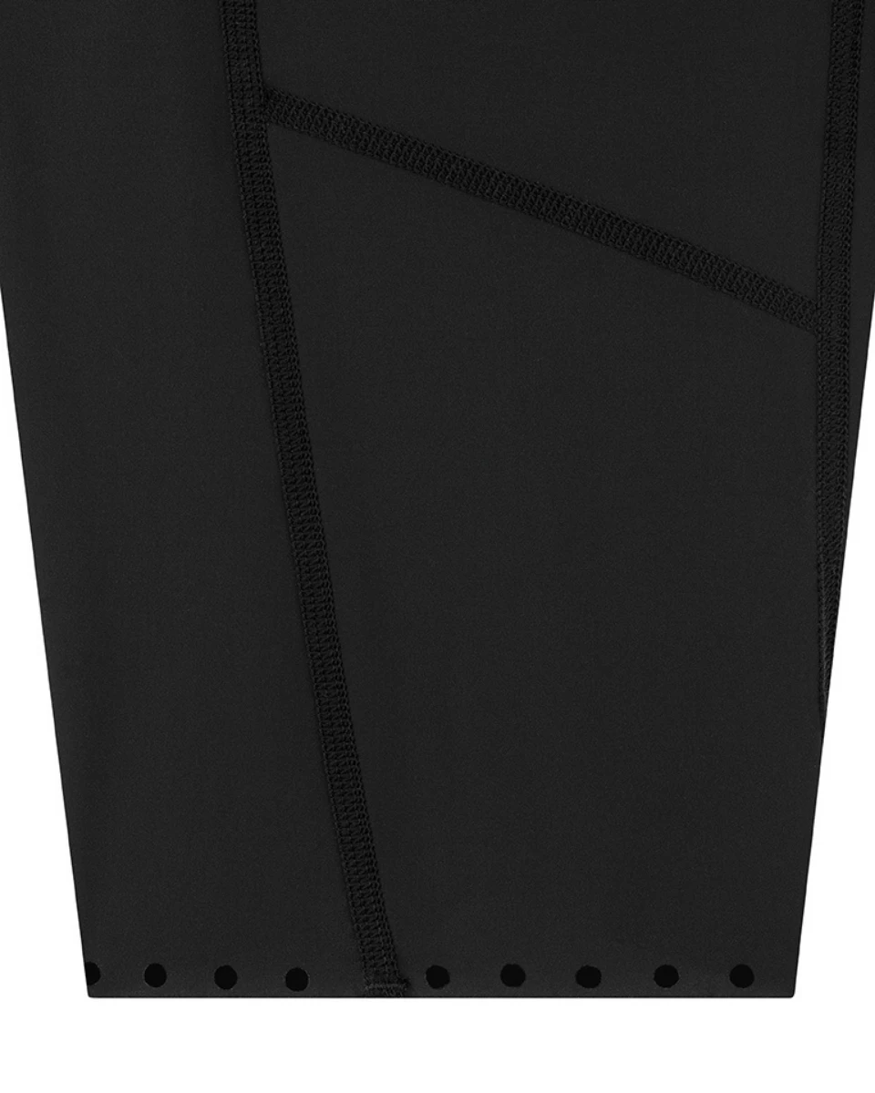 11. Pantaloni scurți alergare CEP Pro Run Ultralight Cargo | compresie ușoară - black
