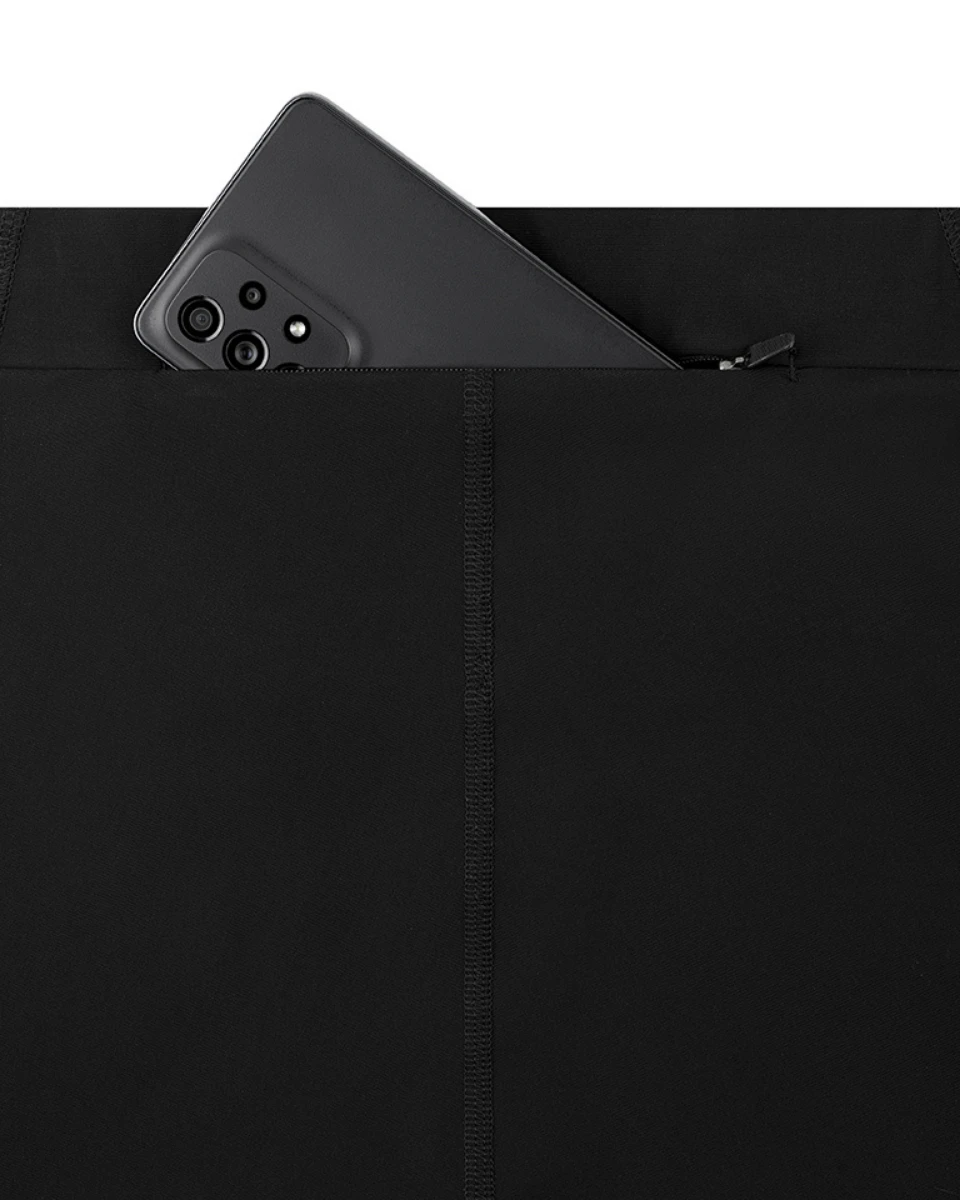 11. Pantaloni scurți alergare CEP Pro Run 3D Compression - compresie performanță - black