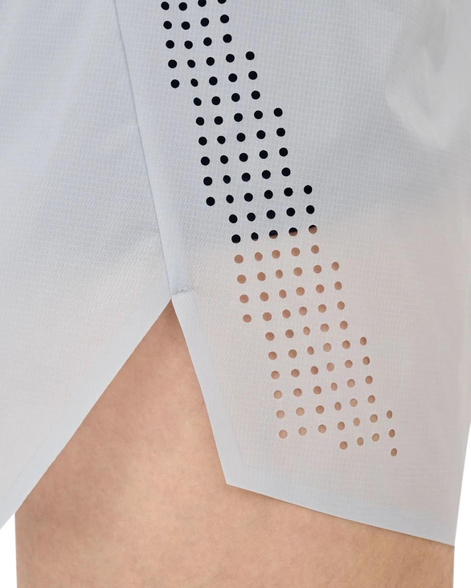 11. Pantaloni scurți alergare CEP Pro Run Ultralight Loose Fit - gri deschis | ultraușori, ventilație laser