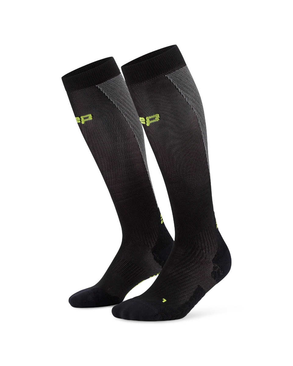 3. Șosete compresie înalte CEP Run Ultralight 4.0 femei - negru/gri