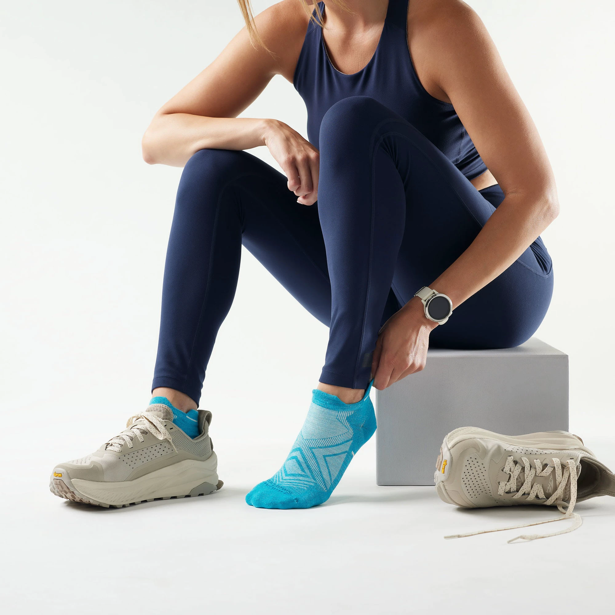 2. Șosete Merino alergare Smartwool Run - alb/albastru Capri | Low Ankle | Zero Cushion