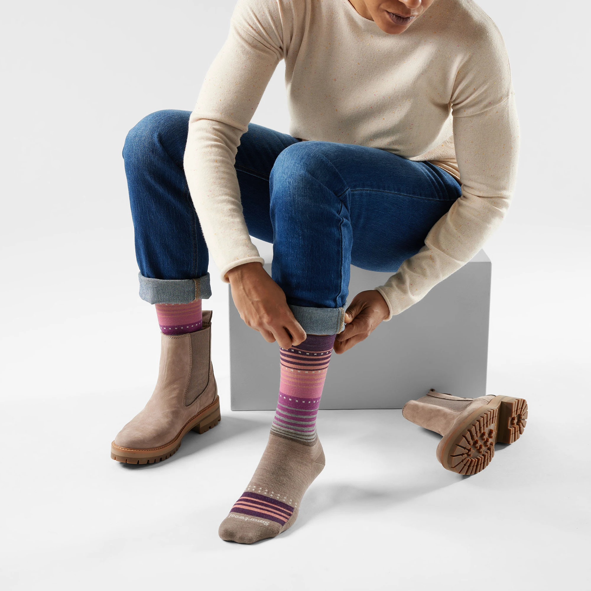 2. Șosete Merino casual Smartwool Everyday Stitch Stripe - bej Fossil | Purple | Crew