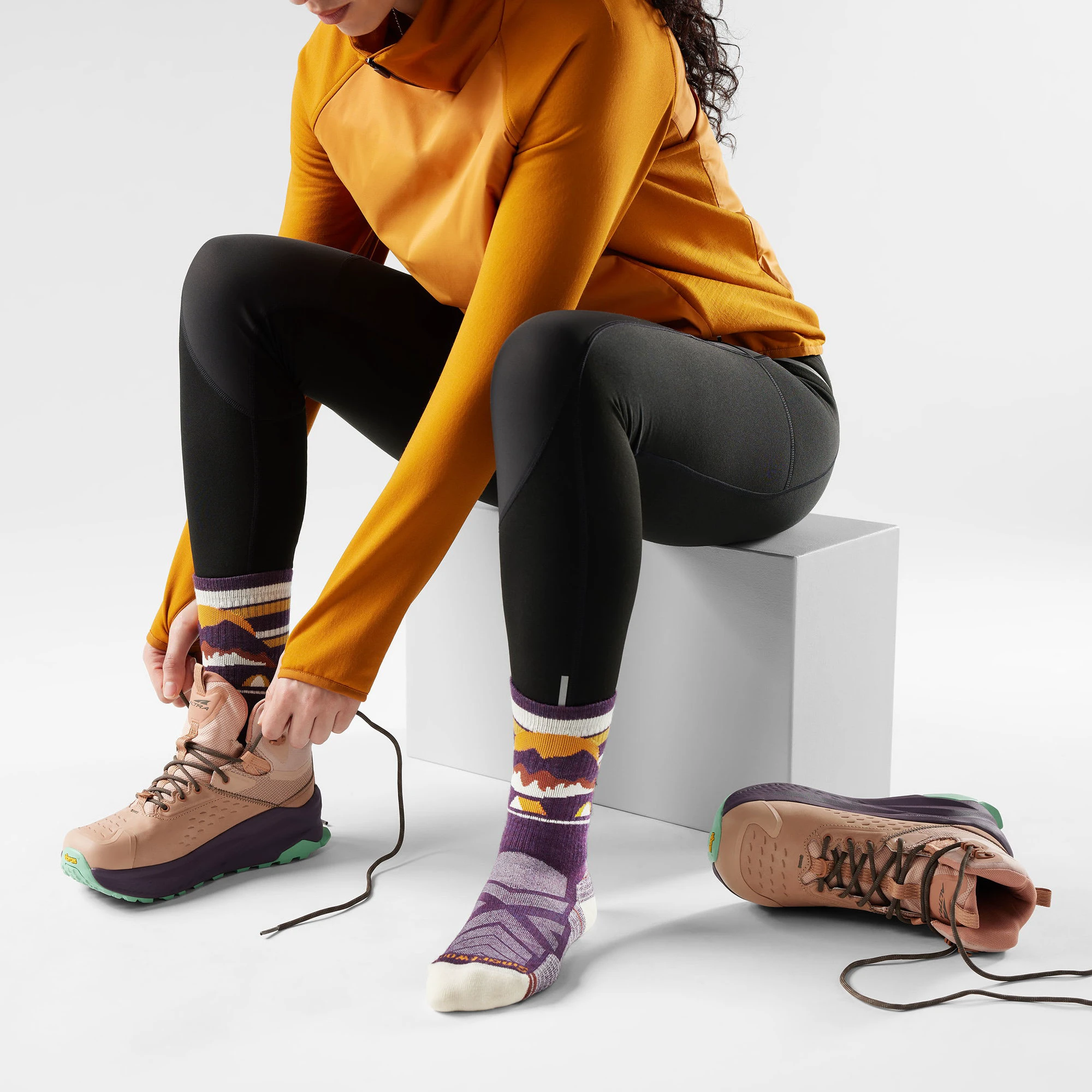 2. Șosete Merino hiking Smartwool Hike Mountain Moon - mov Purple Iris | Crew | Light Cushion
