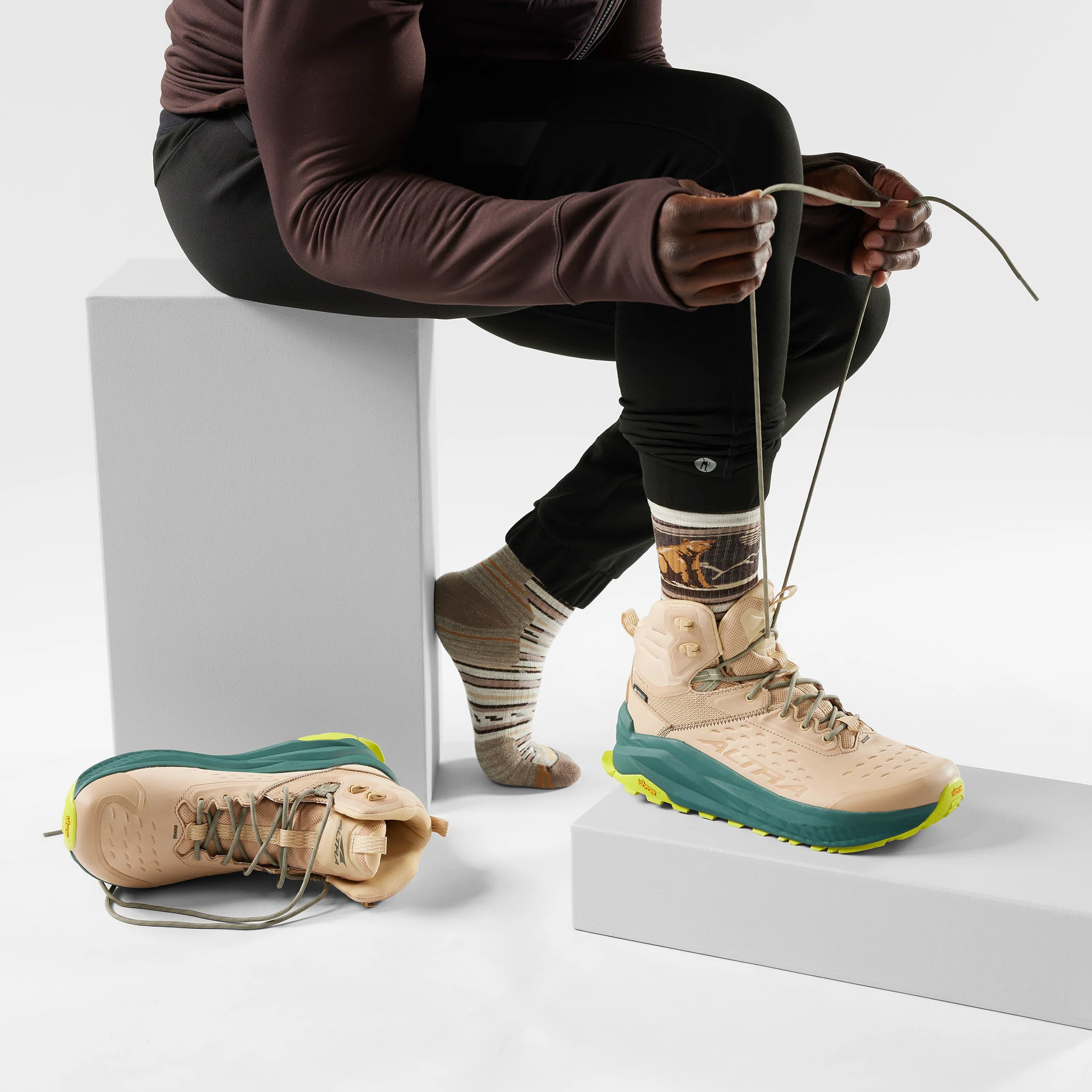 2. Șosete Merino hiking Smartwool Hike Bear Stripe - gri Ash | Mid Crew | Targeted Cushion
