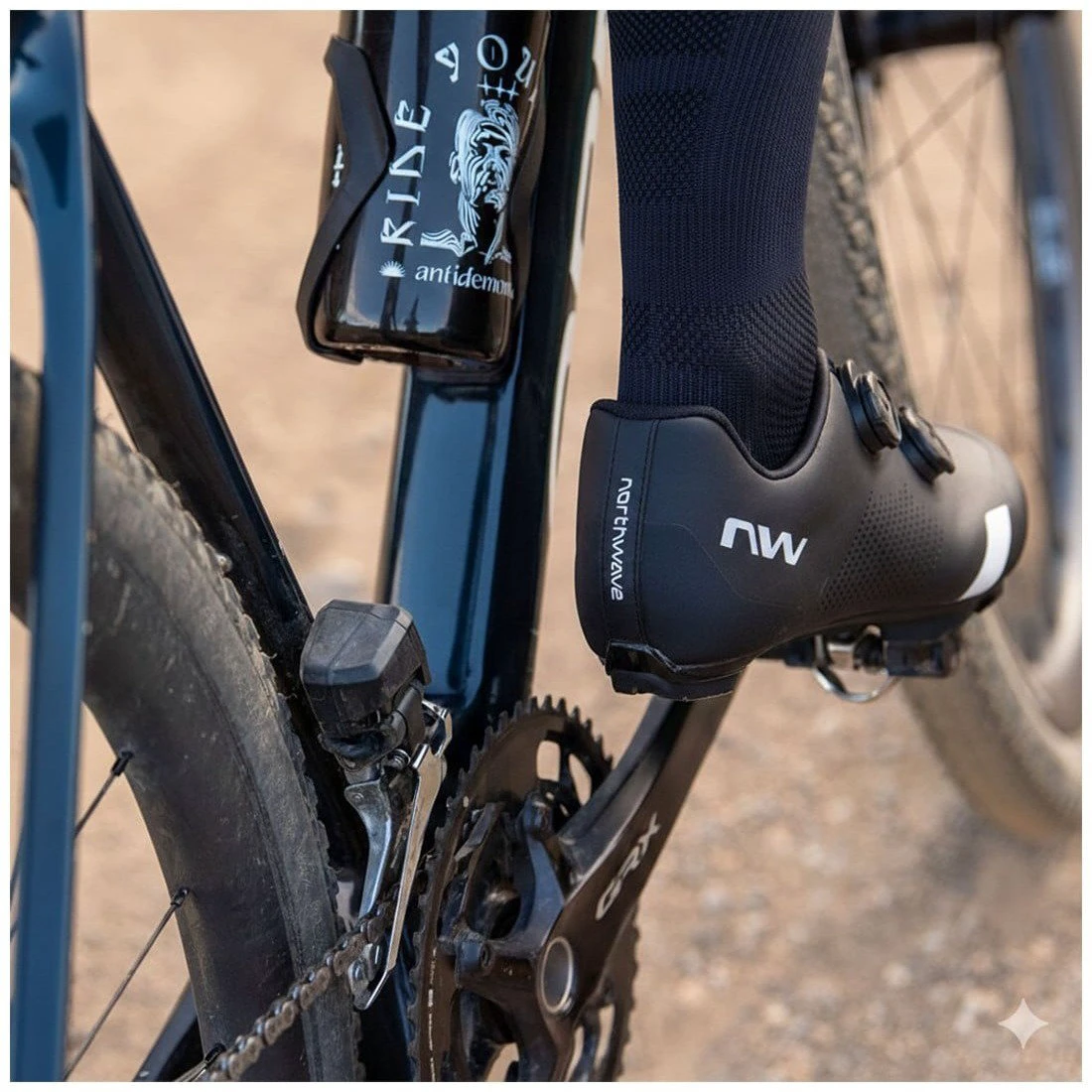 7. Pantofi ciclism MTB XC Northwave Striker - negru/gri | talpă carbon