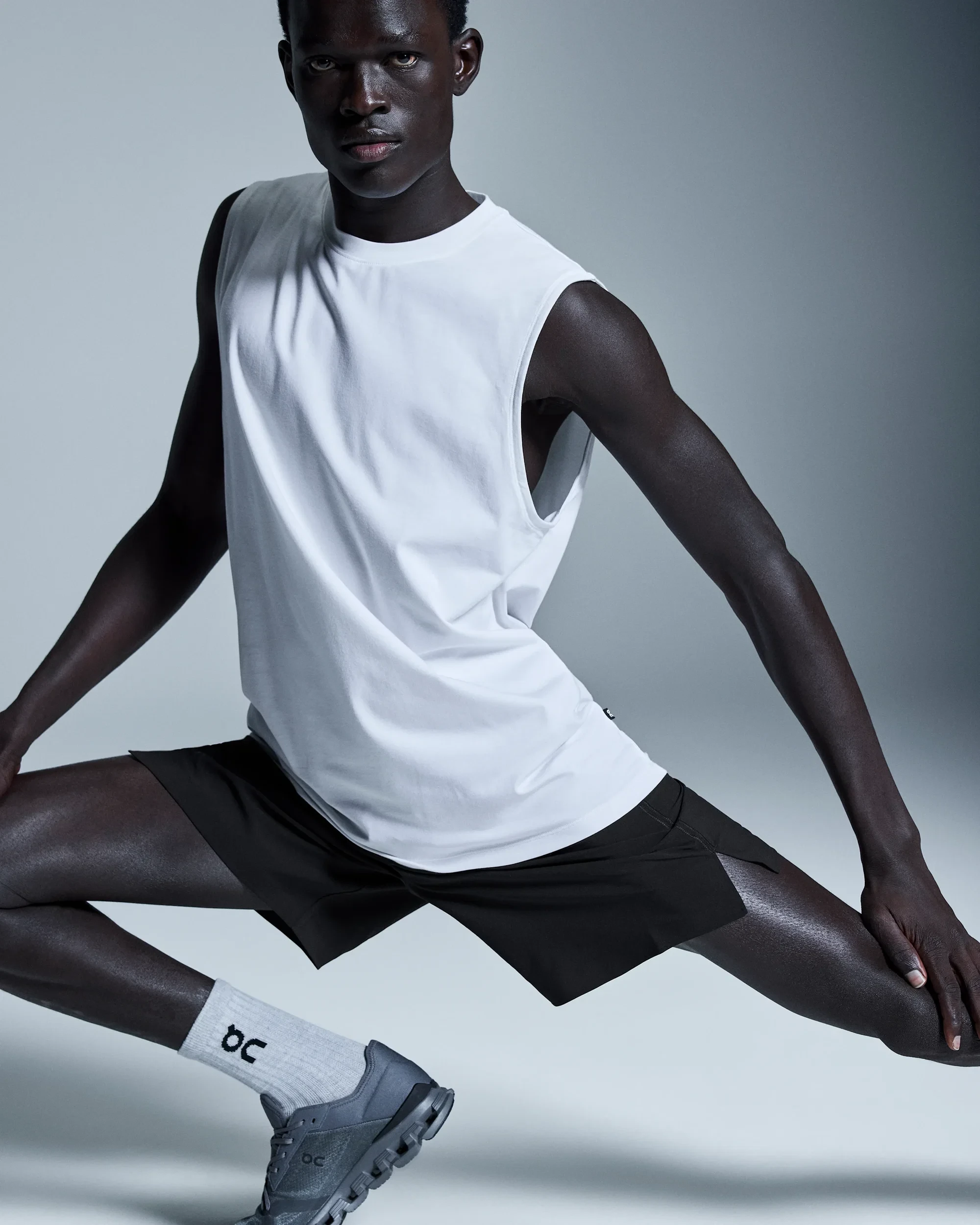 7. Pantaloni scurți On Focus Shorts - negru | antrenament și alergare