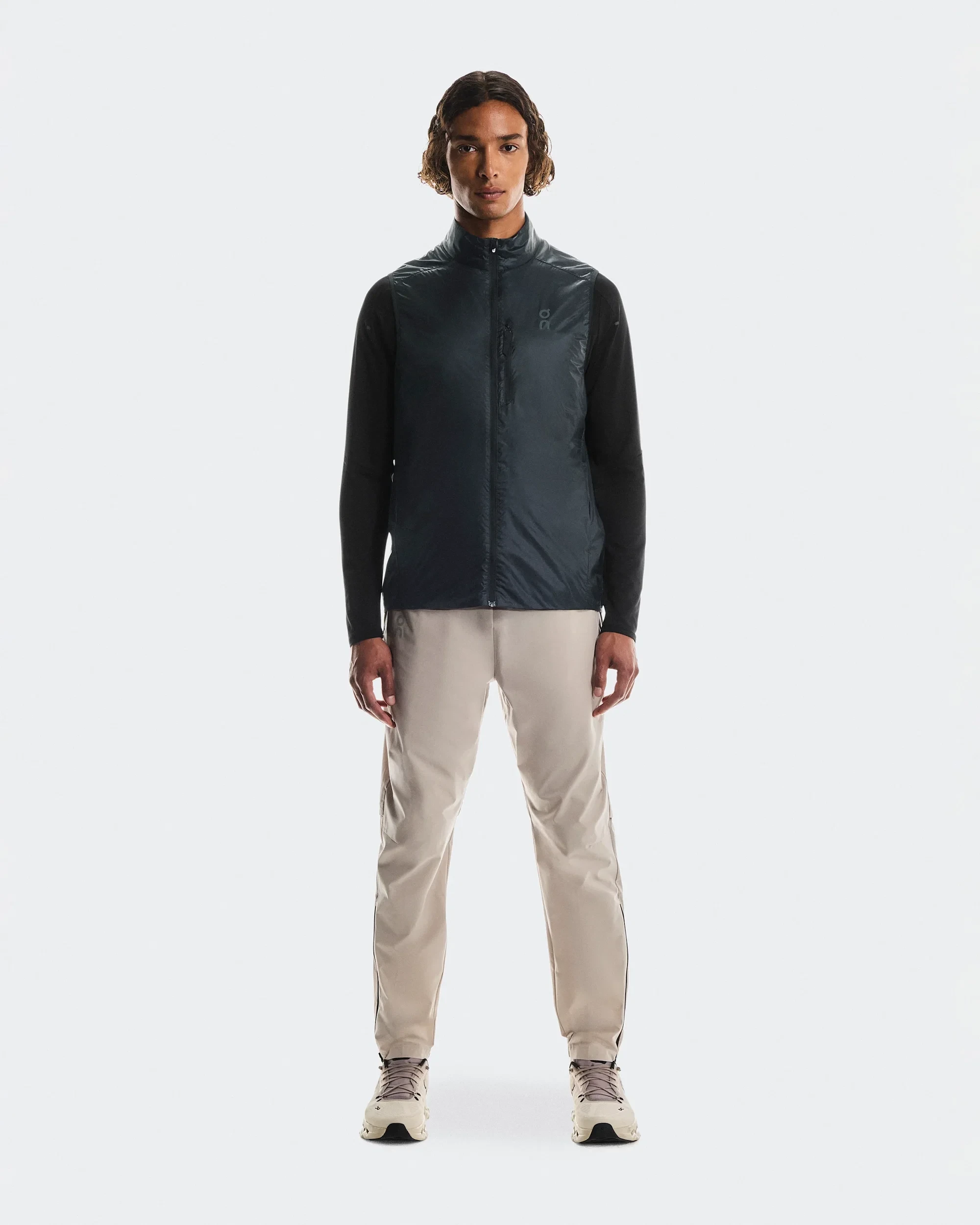 Pantaloni alergare On Core Pants - bej Desert | ușori și elastici - 189744