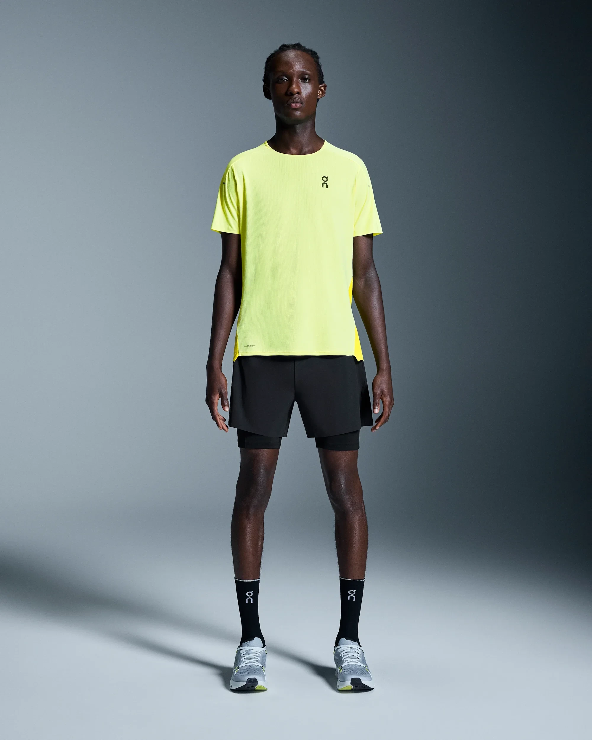 1. Pantaloni scurți 2in1 On 5" Performance - negru | alergare