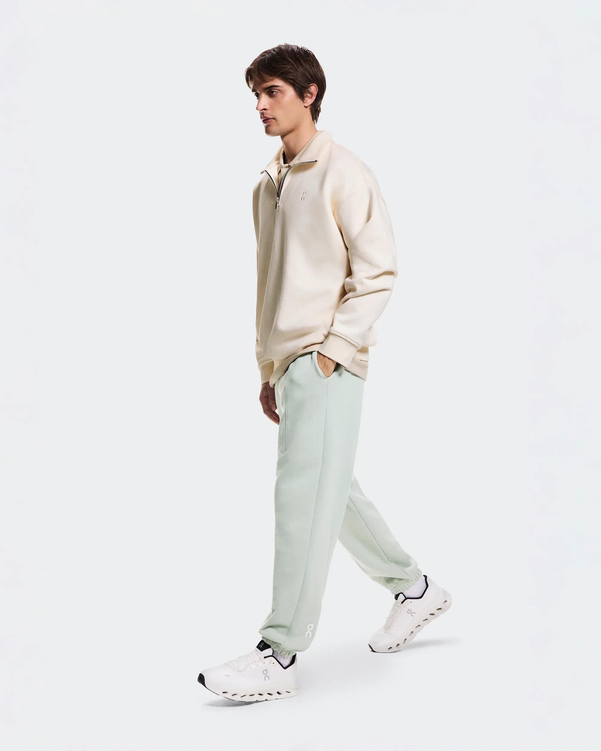 3. Pantaloni On Club Pants - negru | confort activ recuperare