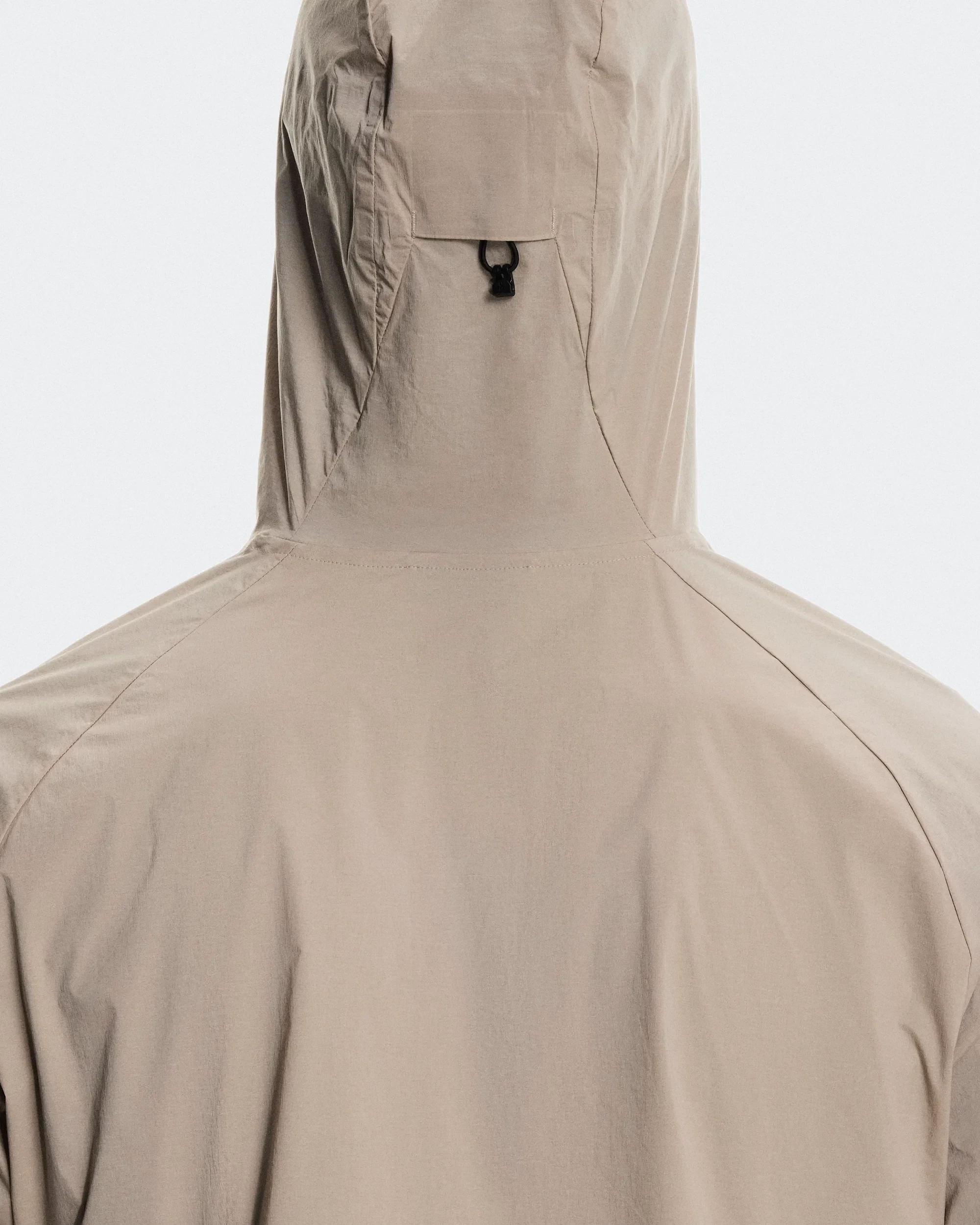 5. Jachetă On Core Jacket - bej Desert | alergare și activitate zilnică