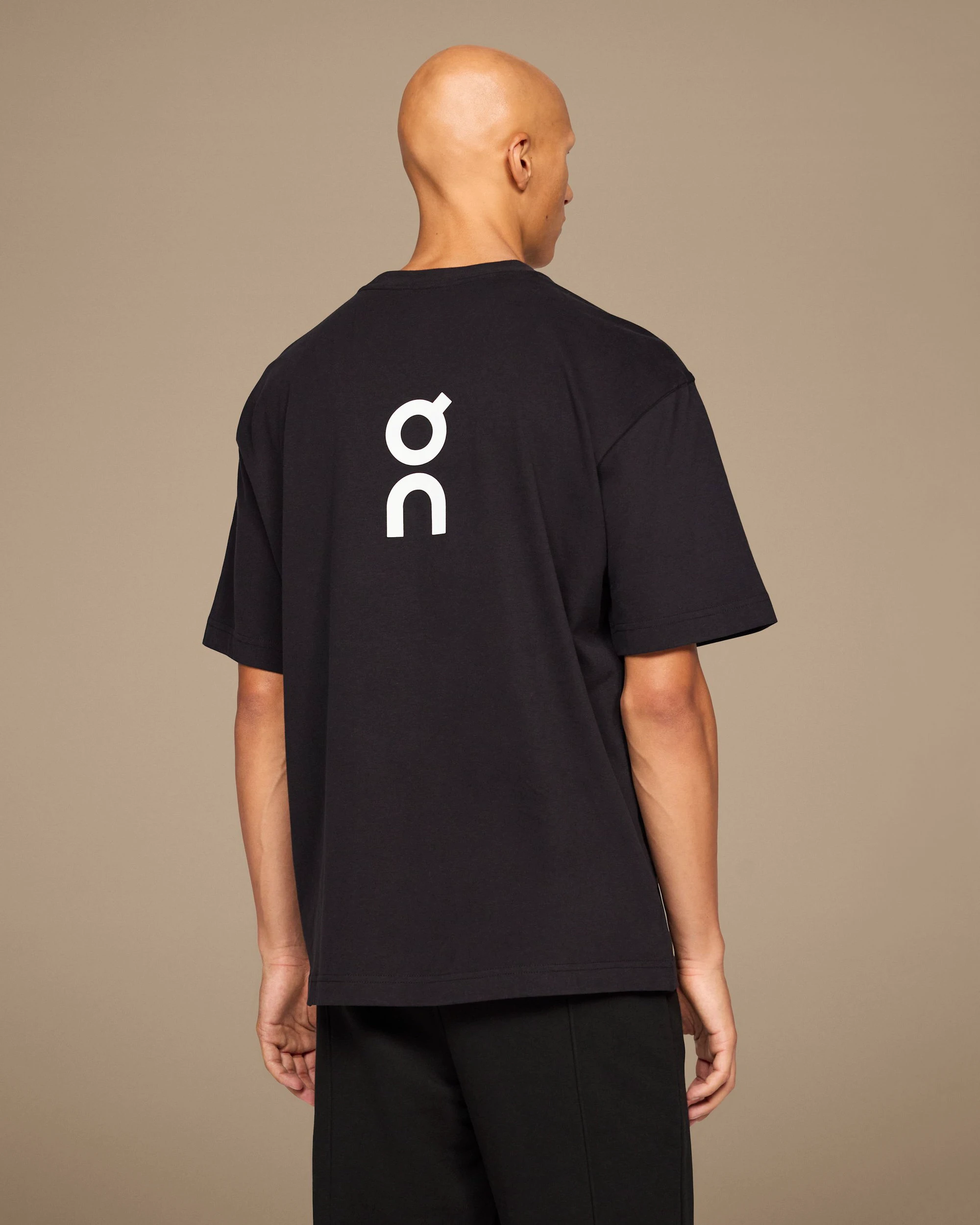 3. Tricou On Club T - negru | 100% bumbac organic