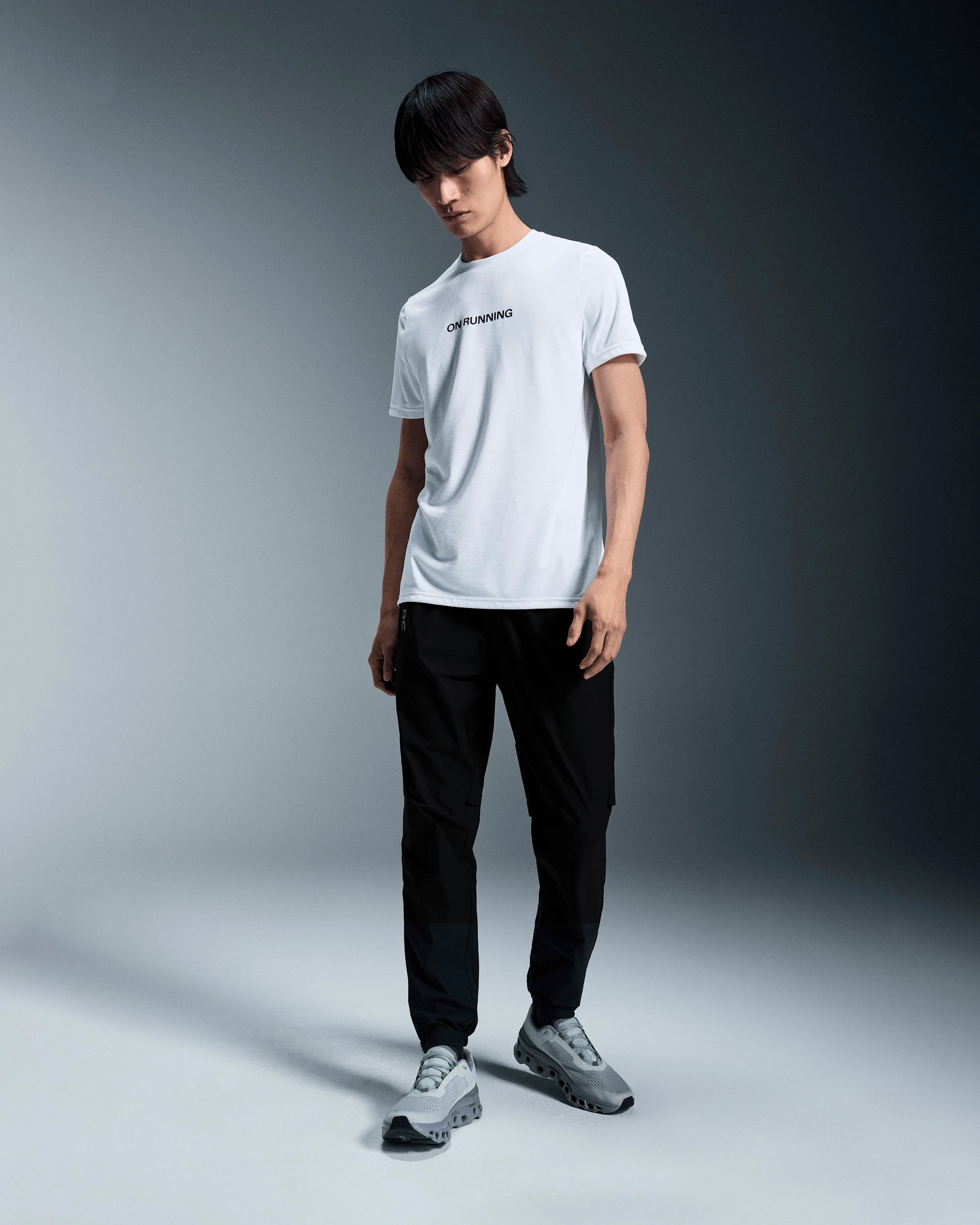 3. Pantaloni alergare On Core Pants - negru | ușori și elastici