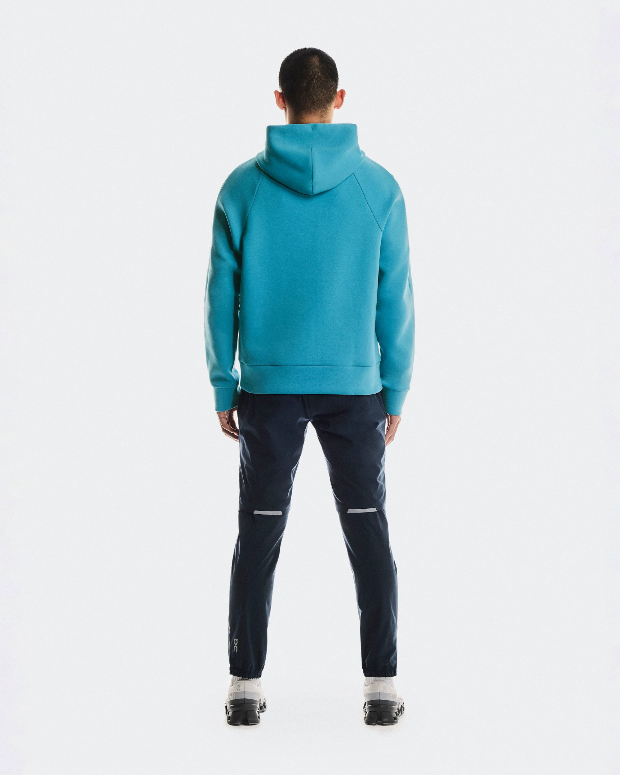 2. Hanorac On Focus Tech Hoodie - albastru Niagara | confort și performanță