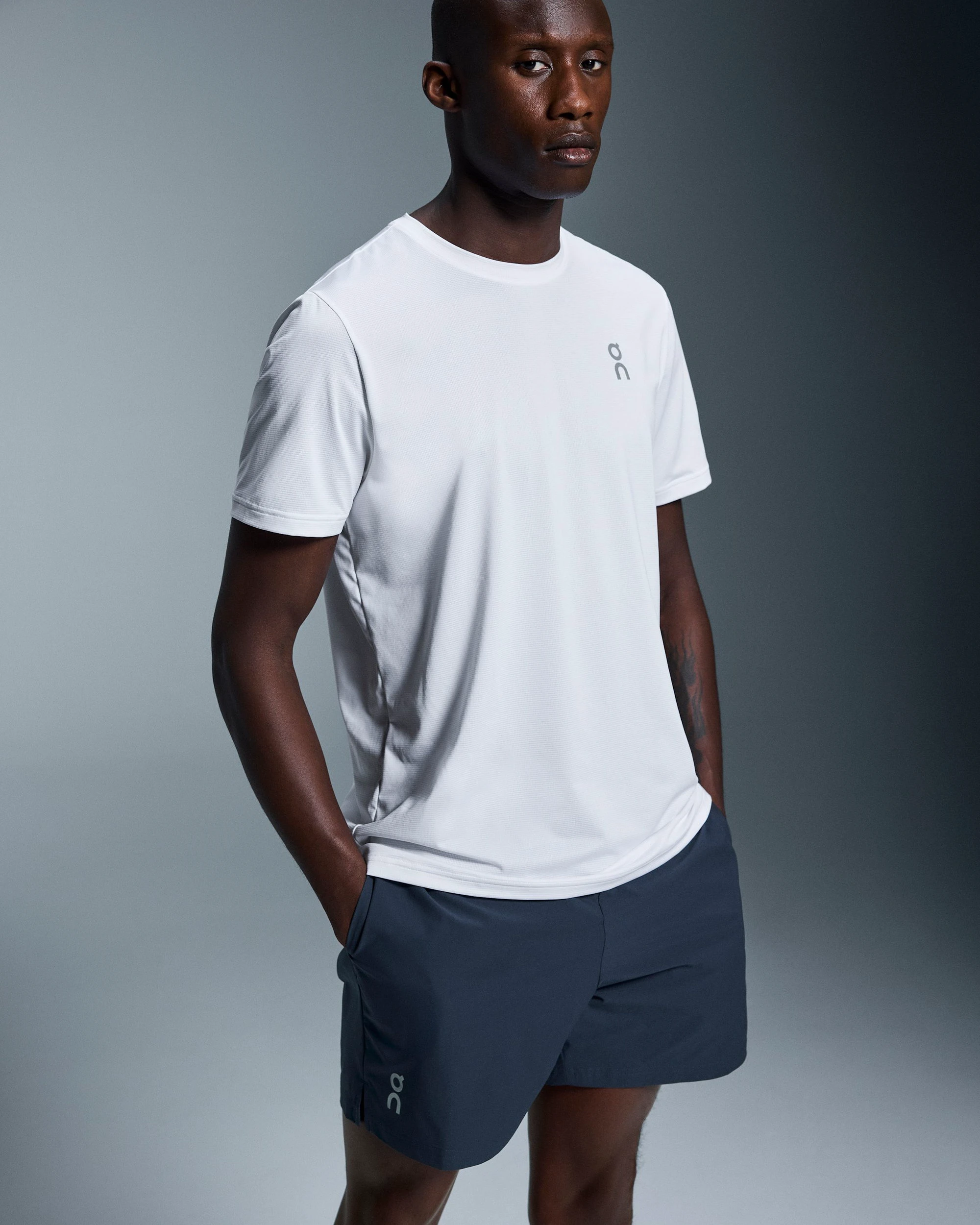 3. Pantaloni scurți On 7" Core Shorts - bleumarin Midnight | alergare