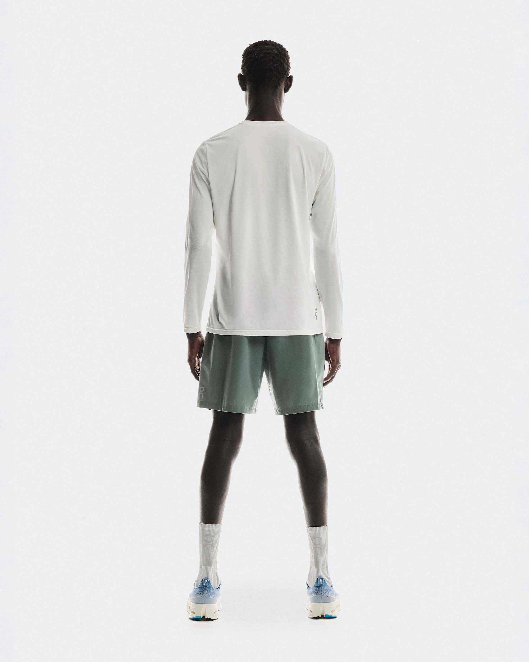 2. Pantaloni scurți On 7" Core Shorts - verde Olive | alergare
