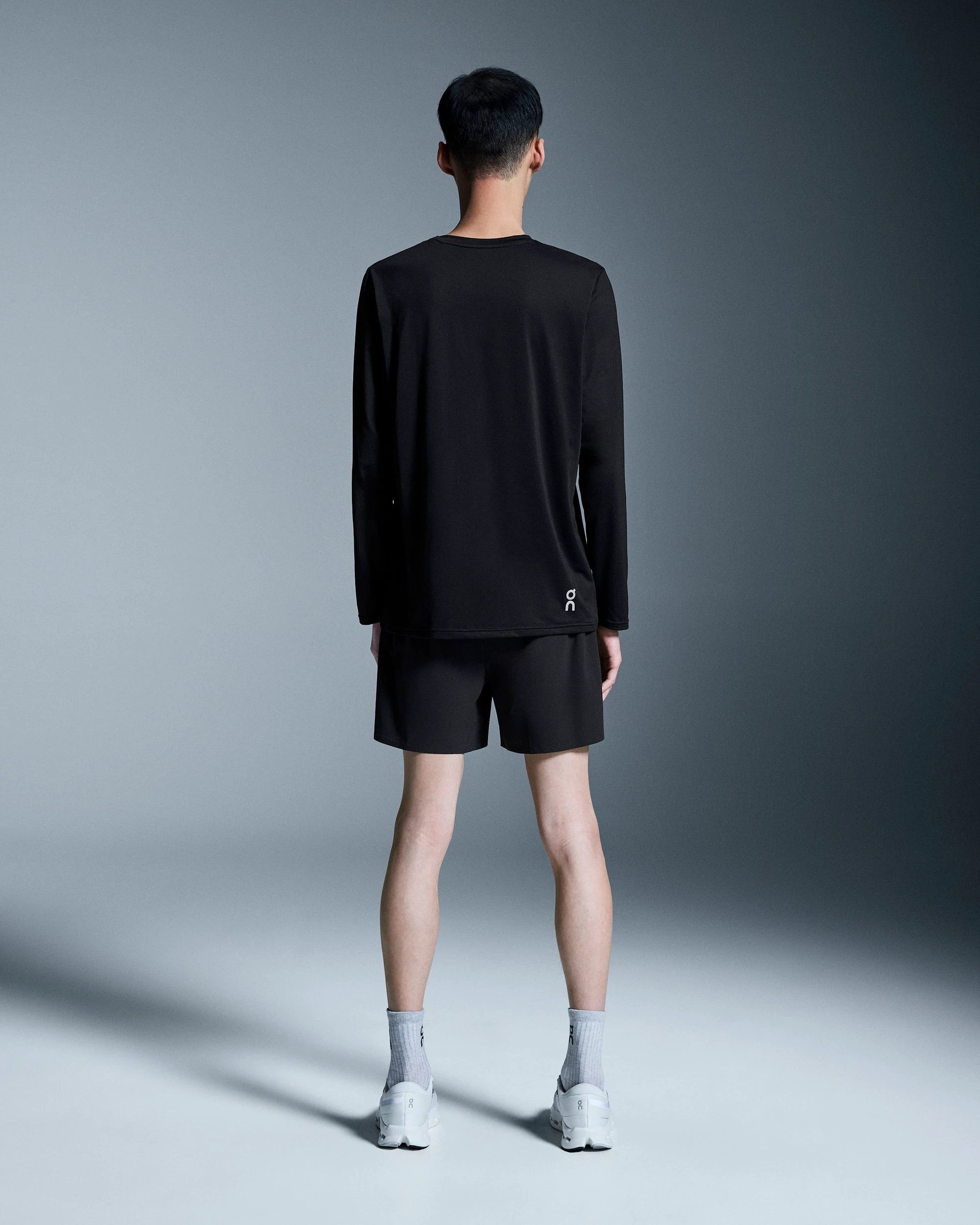 2. Pantaloni scurți On 5" Performance Shorts - negru | alergare