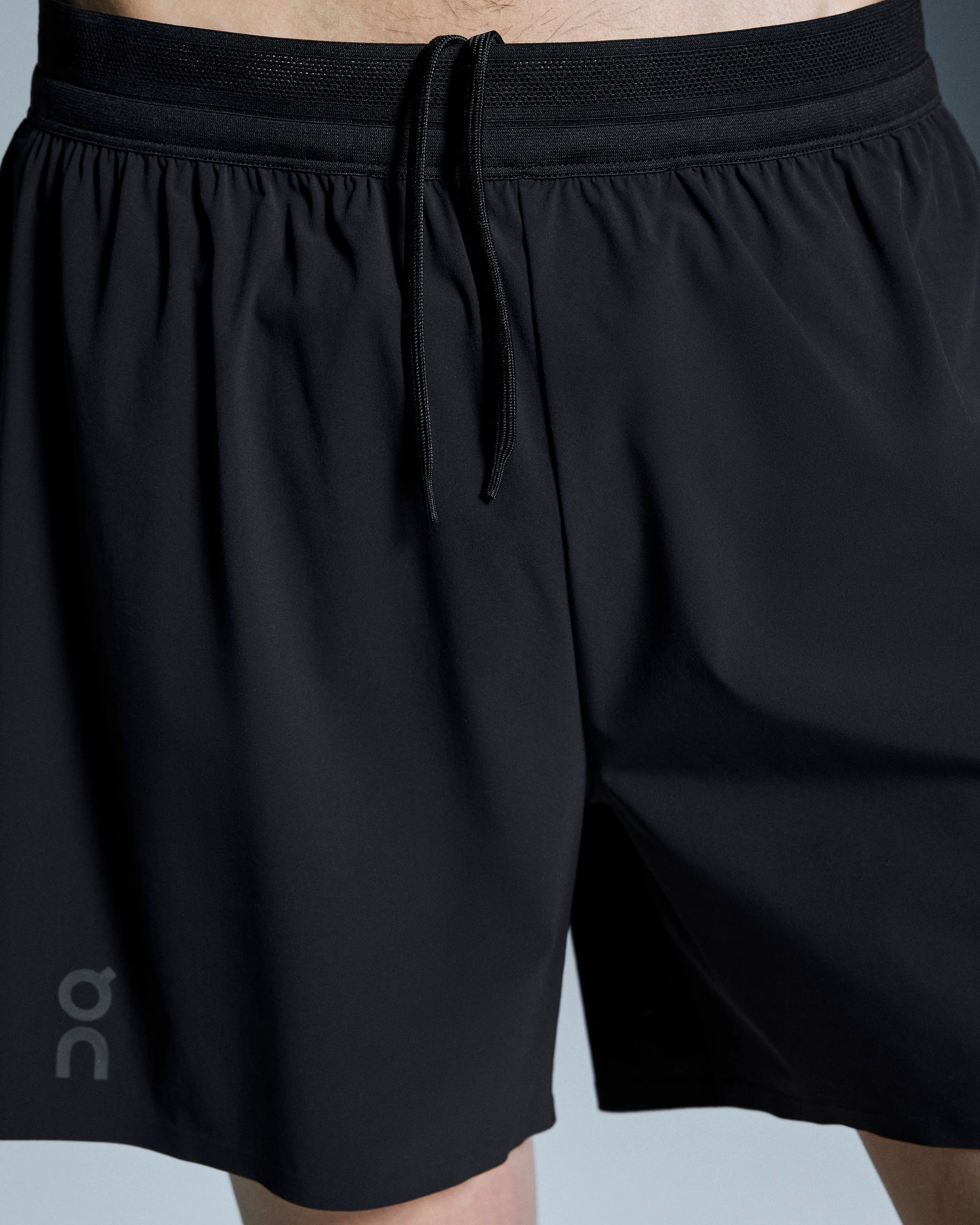 4. Pantaloni scurți On 5" Performance Shorts - negru | alergare