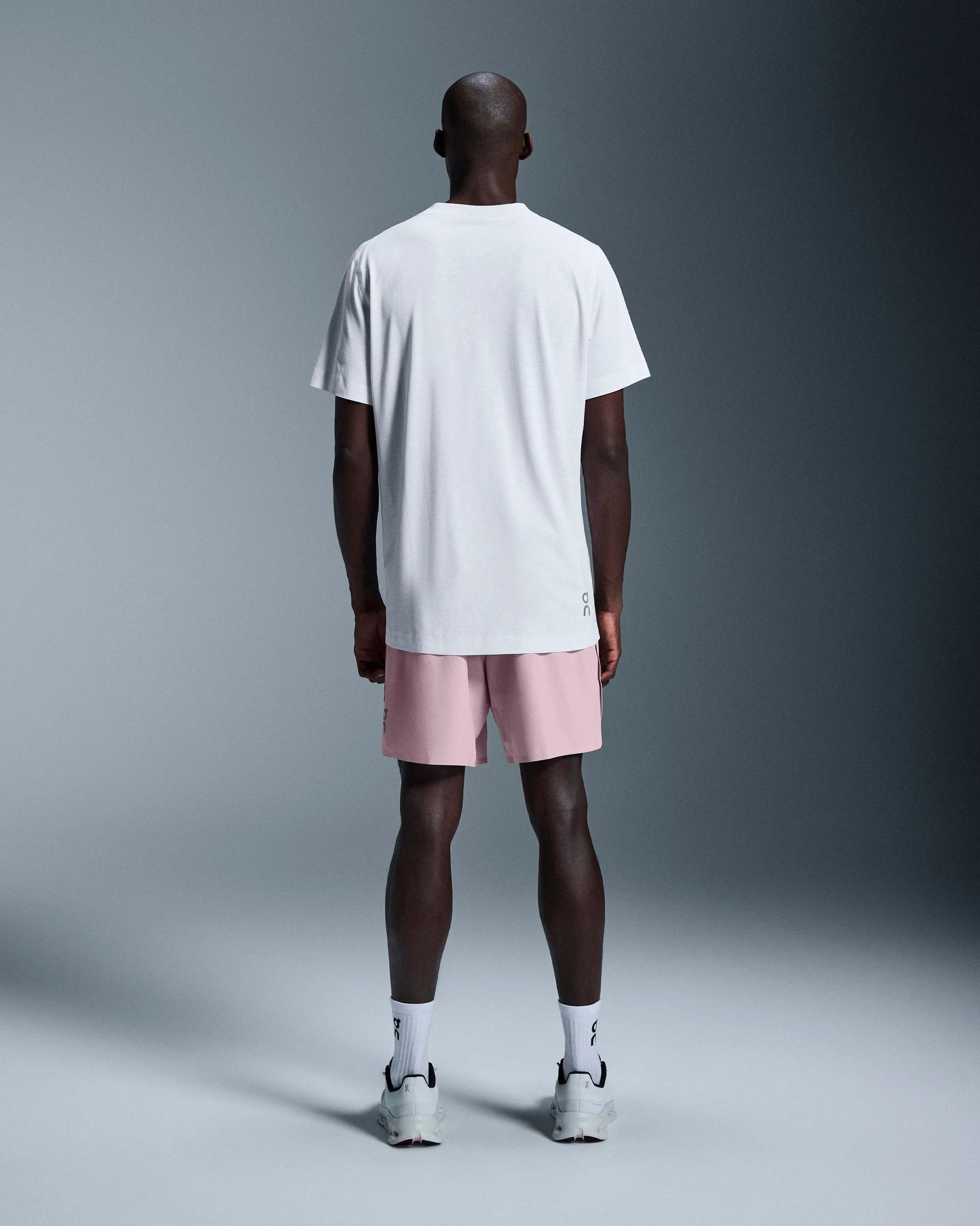 2. On - tricou - Train-T - White