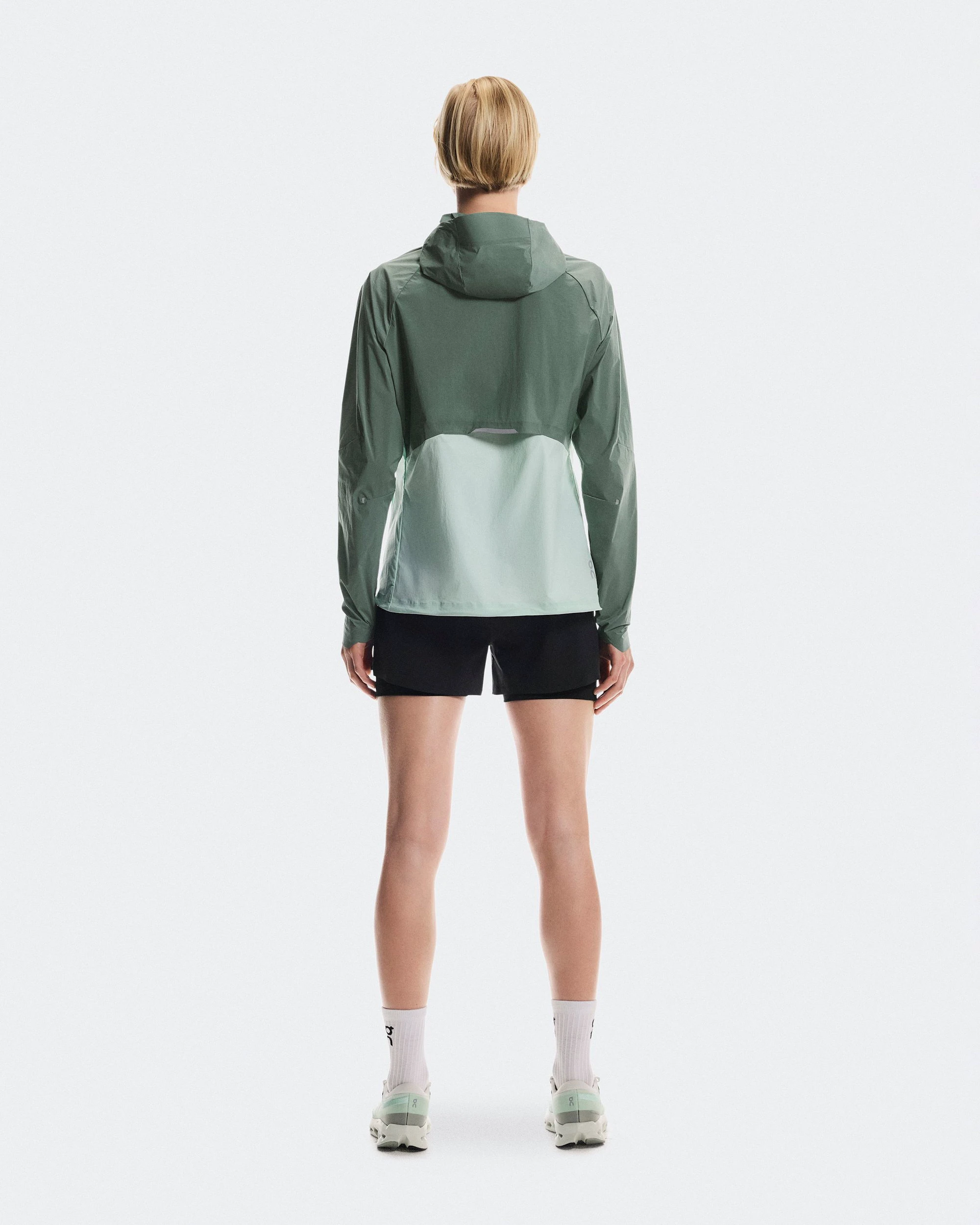2. Jachetă alergare On Core Jacket W - verde Olive | Creek | all-weather