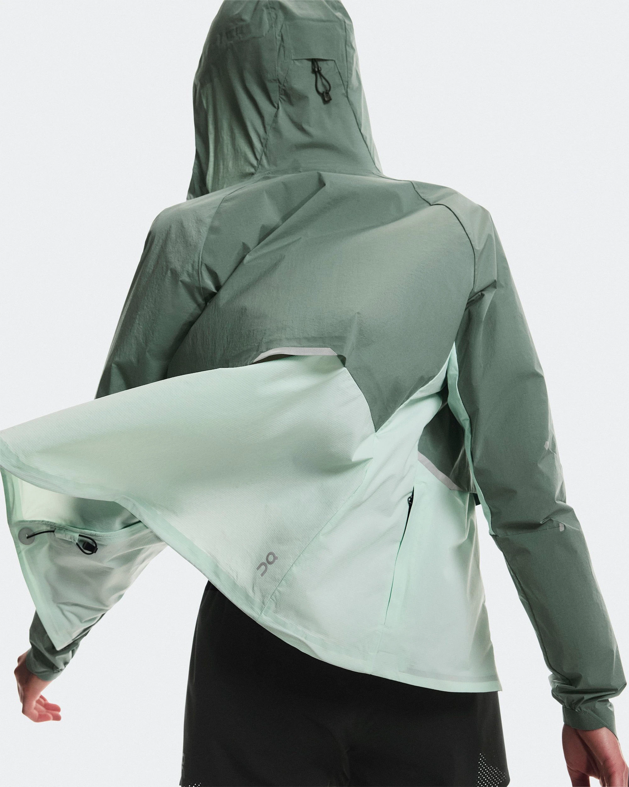 7. Jachetă alergare On Core Jacket W - verde Olive | Creek | all-weather