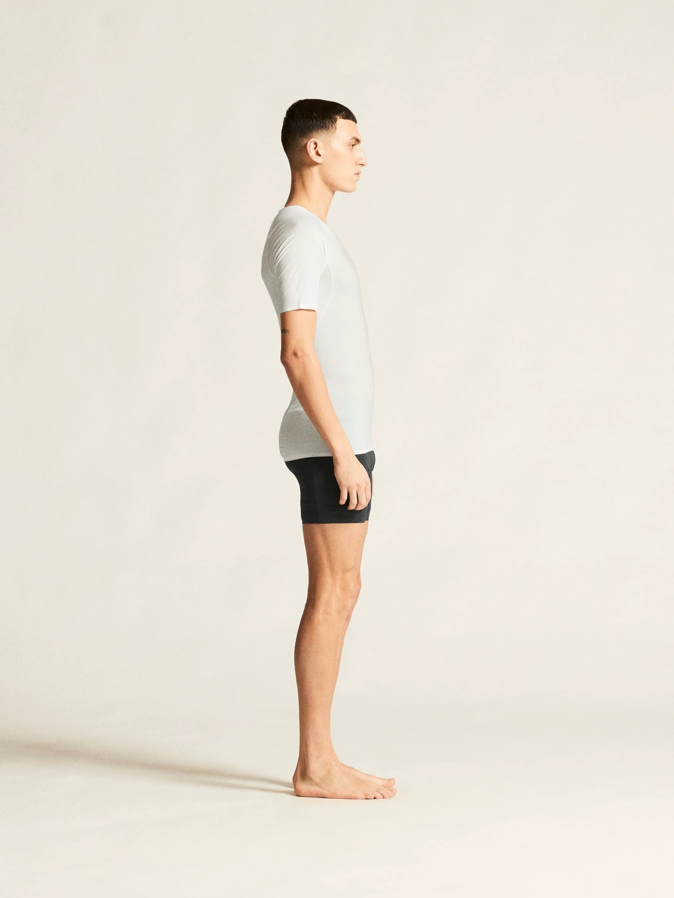 3. Tricou Craft Pro Dry Nanoweight SS - alb | strat de bază ultraușor